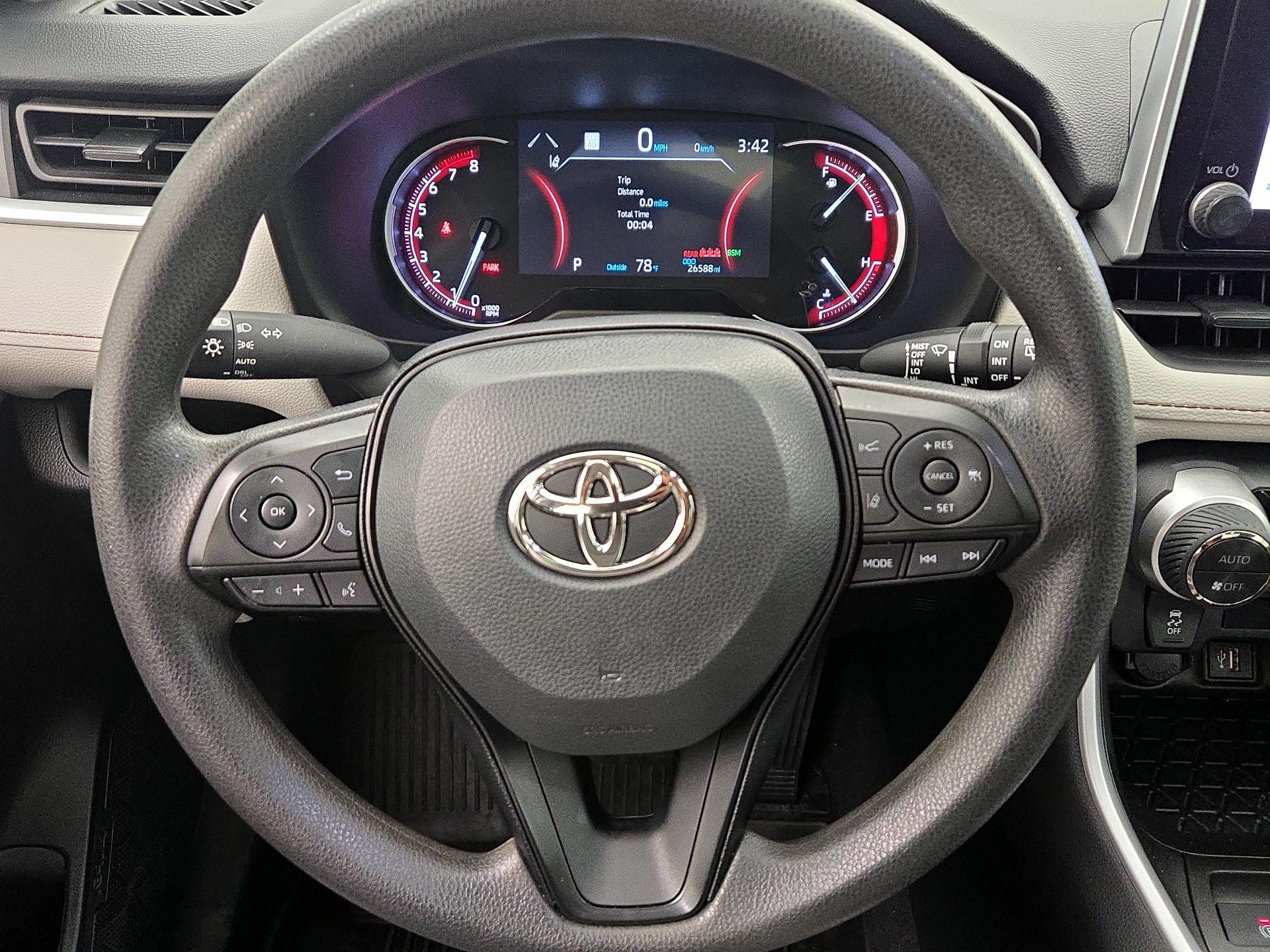 Thumbnail: 2023 Toyota RAV4 - 10