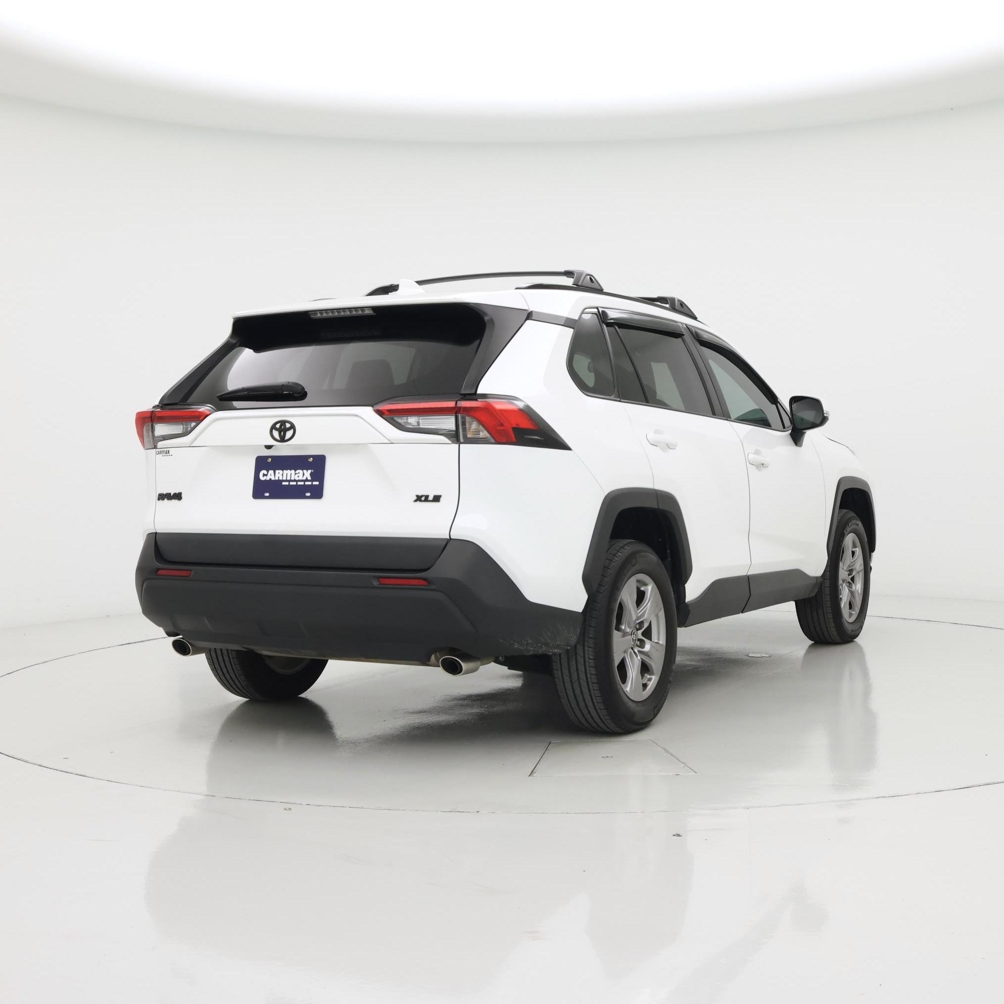 Thumbnail: 2023 Toyota RAV4 - 8