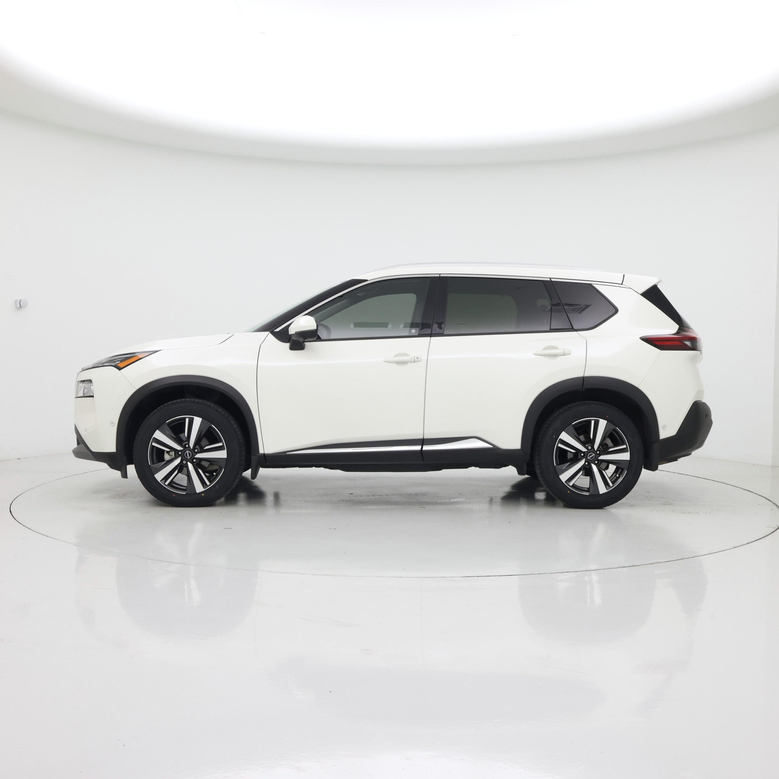 Thumbnail: 2023 Nissan Rogue - 3