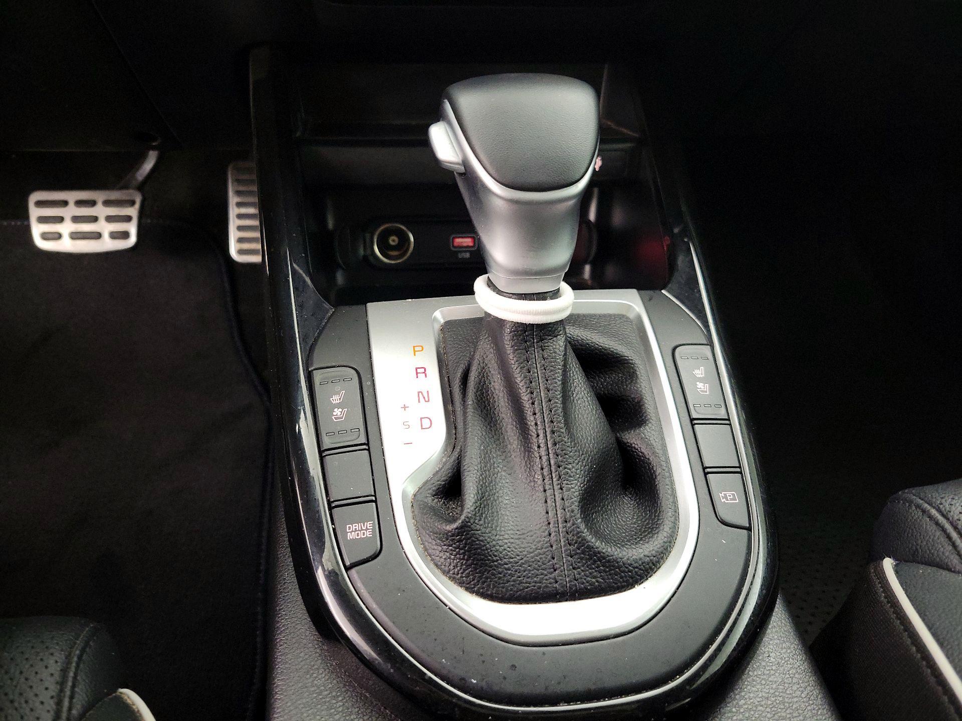 Thumbnail: 2023 Kia Forte - 17
