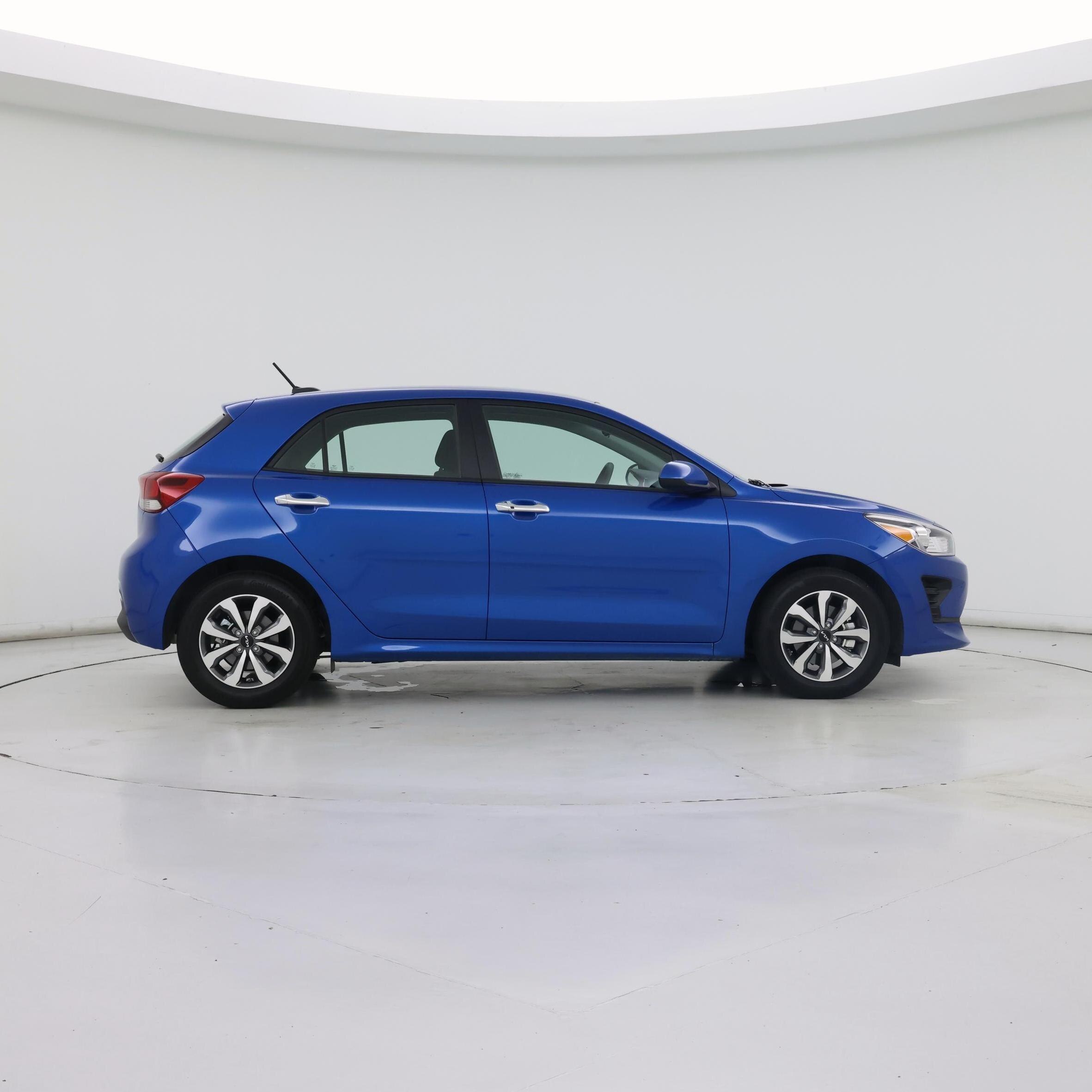 Thumbnail: 2023 Kia Rio - 7