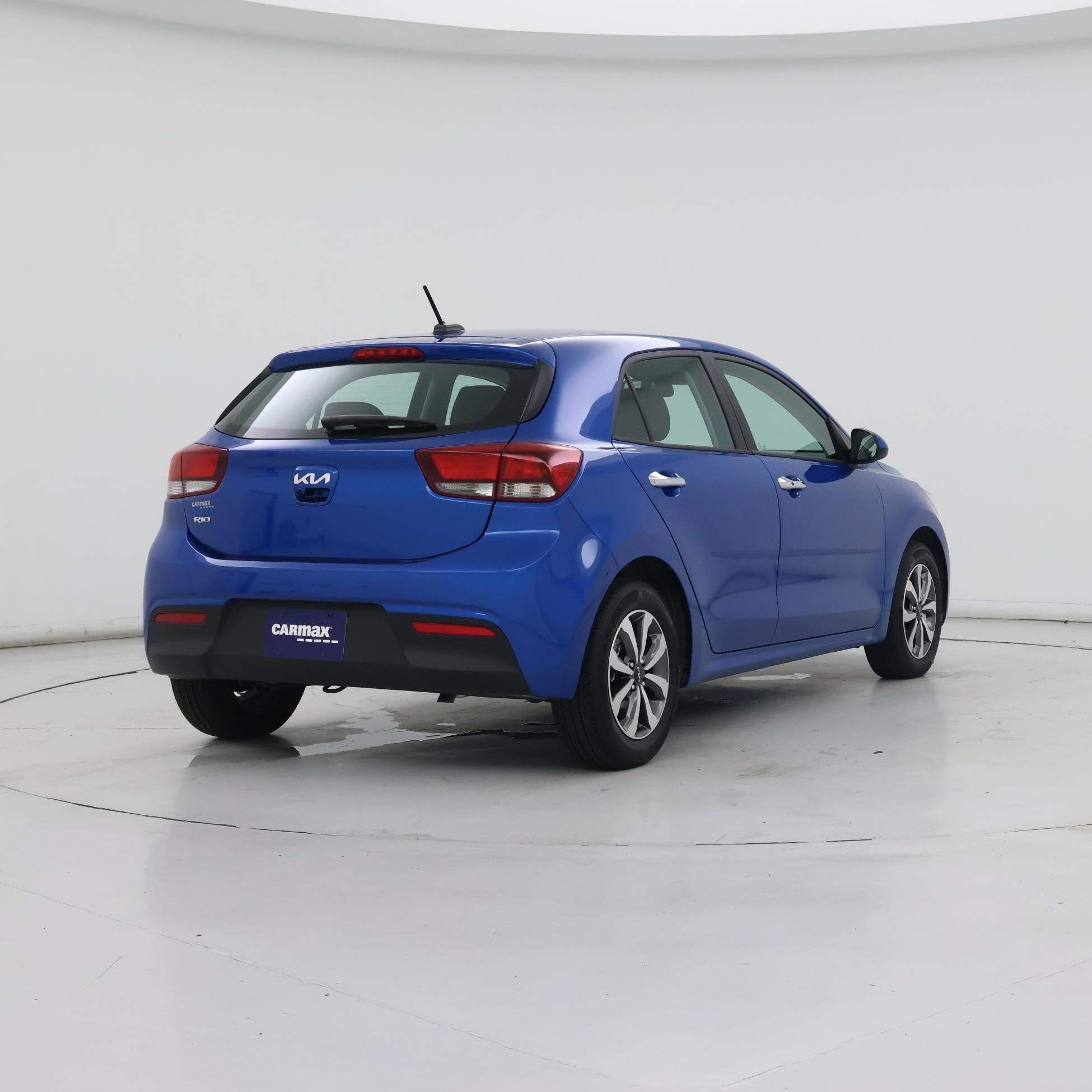Thumbnail: 2023 Kia Rio - 8