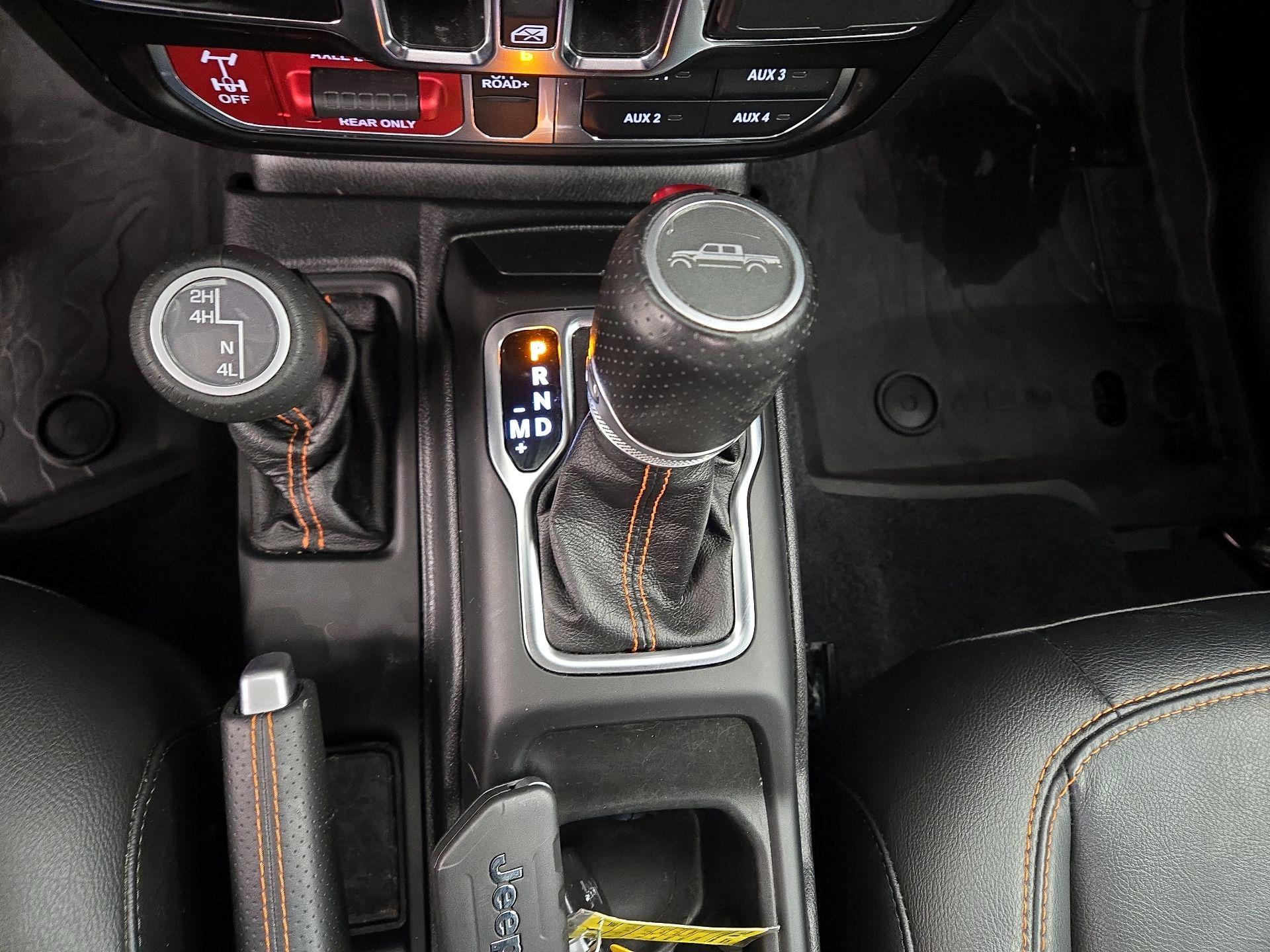 Thumbnail: 2021 Jeep Gladiator - 17