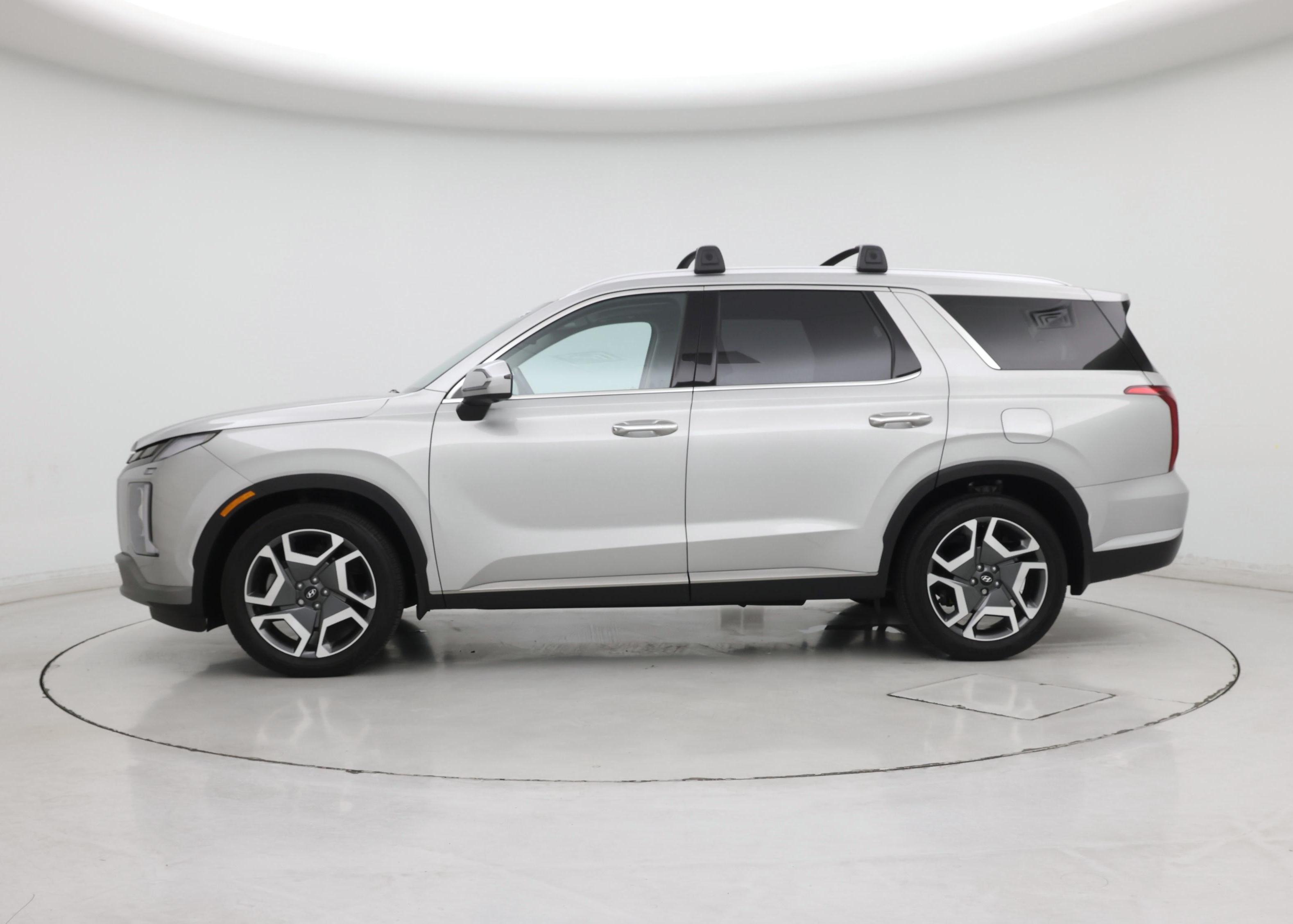 Thumbnail: 2023 Hyundai Palisade - 3