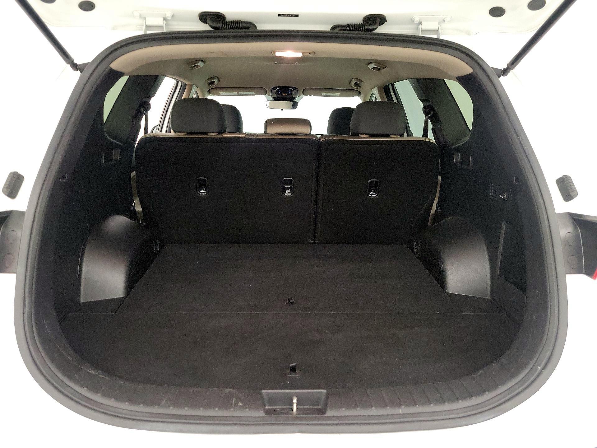 Thumbnail: 2023 Hyundai Santa Fe - 19