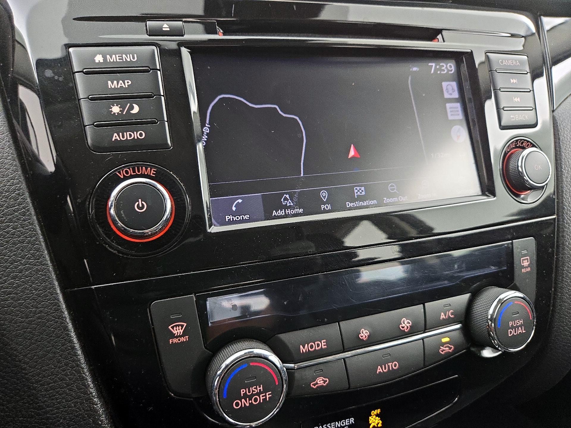 Thumbnail: 2022 Nissan Rogue Sport - 14