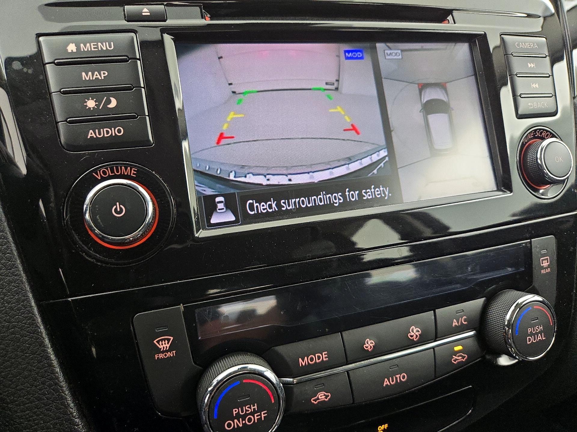 Thumbnail: 2022 Nissan Rogue Sport - 15