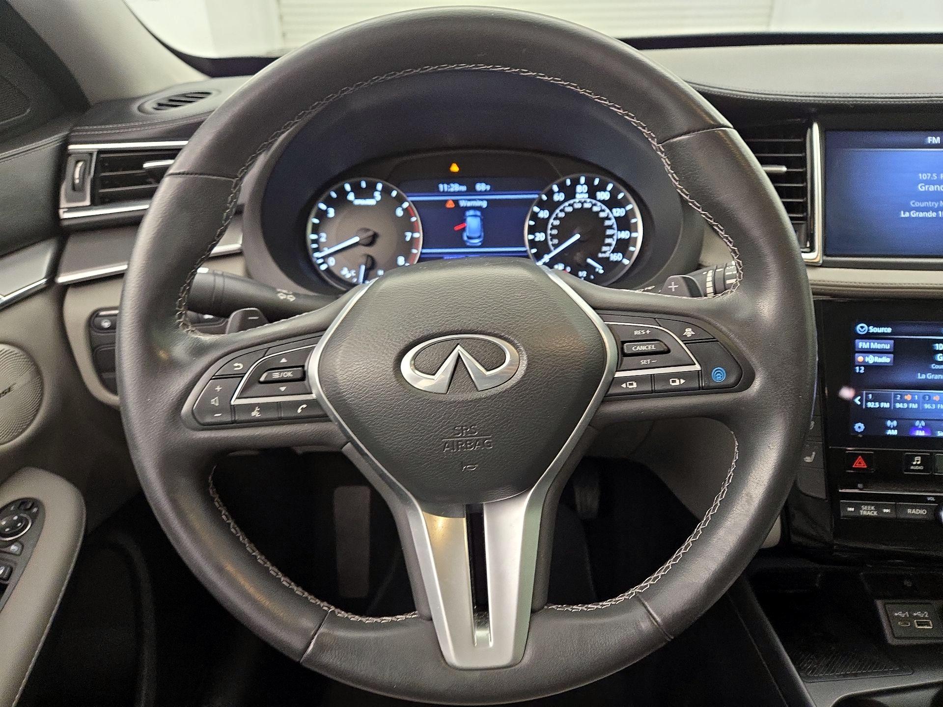 Thumbnail: 2023 INFINITI QX50 - 10