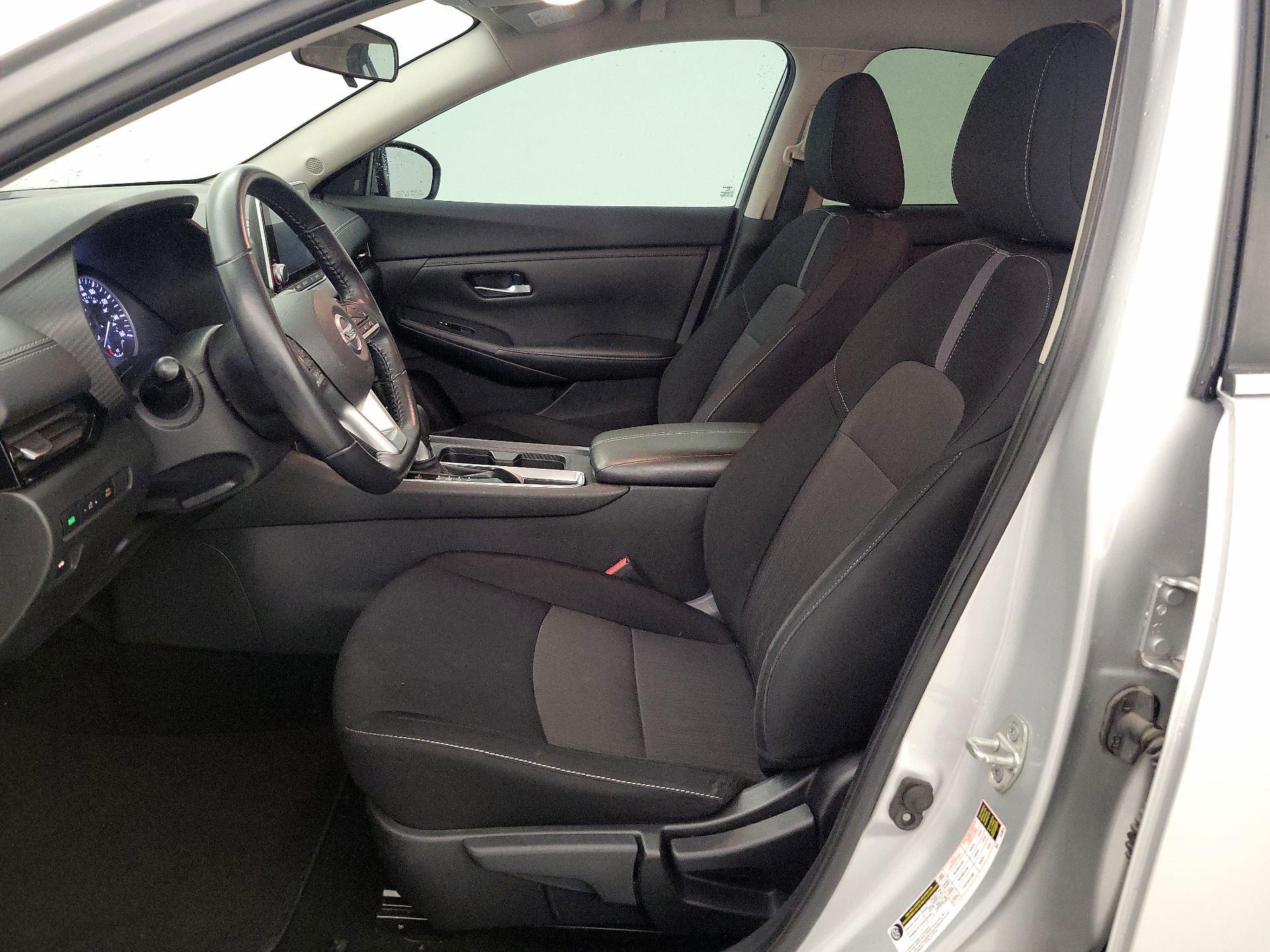 Thumbnail: 2022 Nissan Sentra - 11