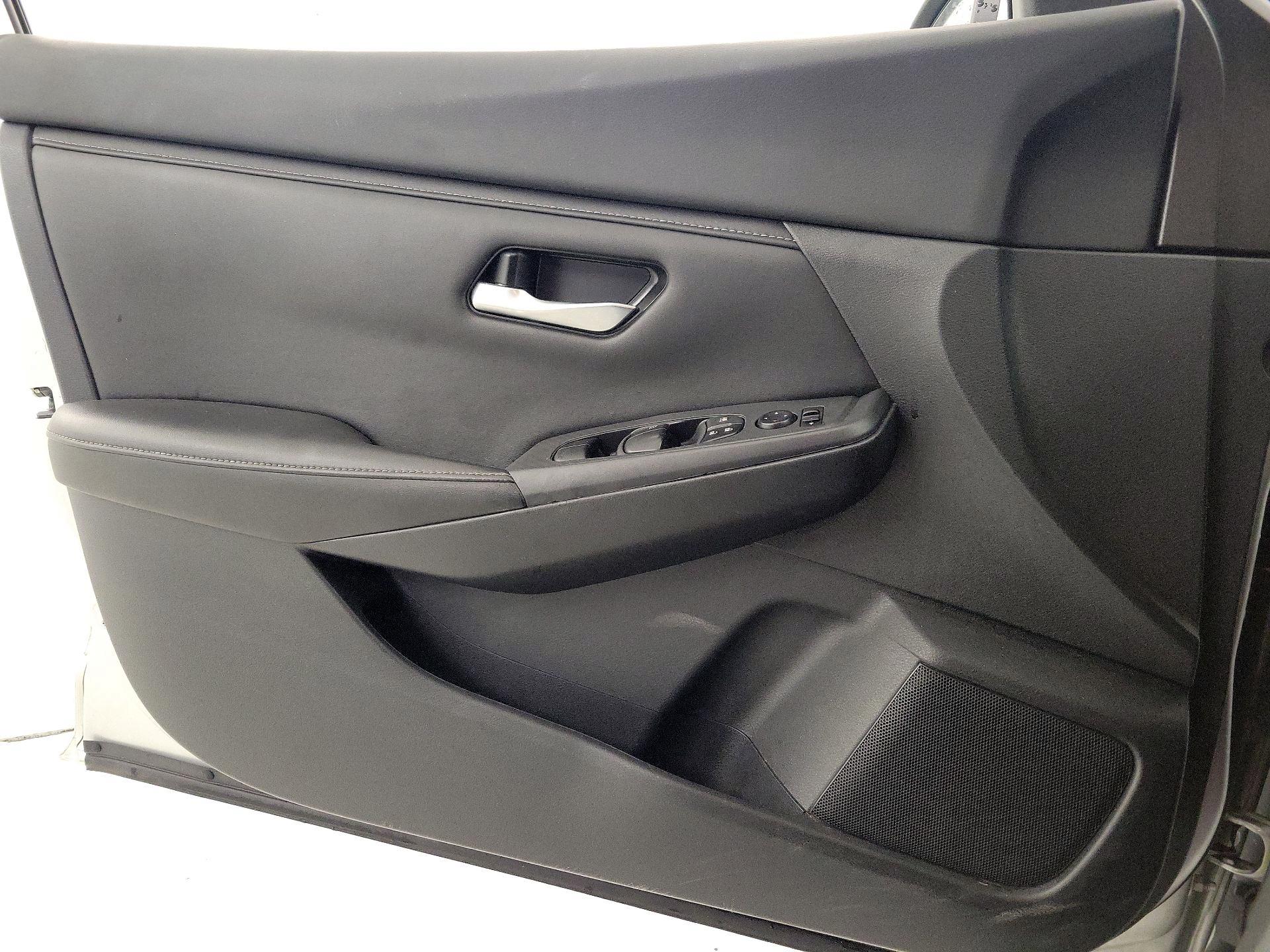 Thumbnail: 2022 Nissan Sentra - 12