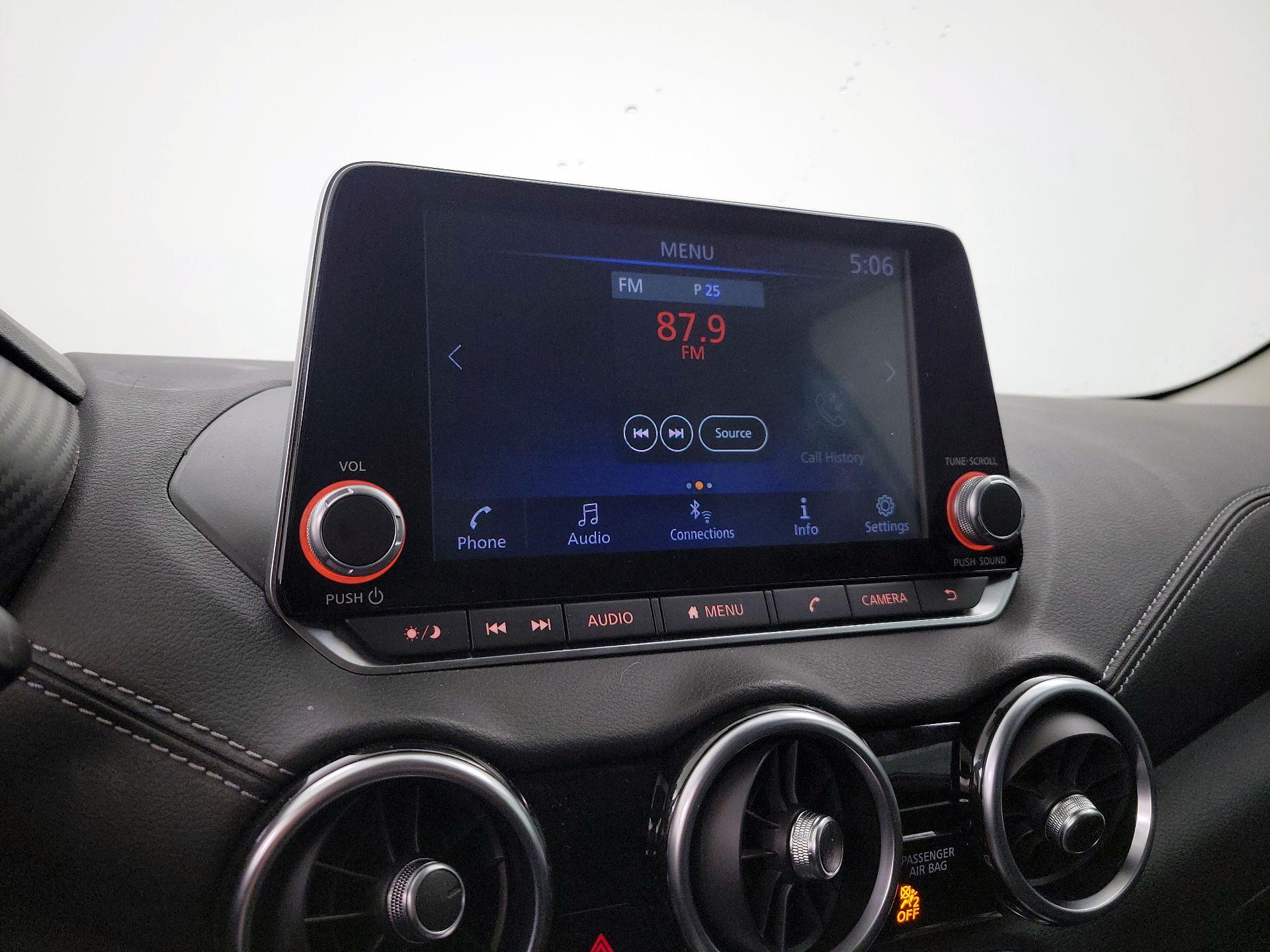 Thumbnail: 2022 Nissan Sentra - 15