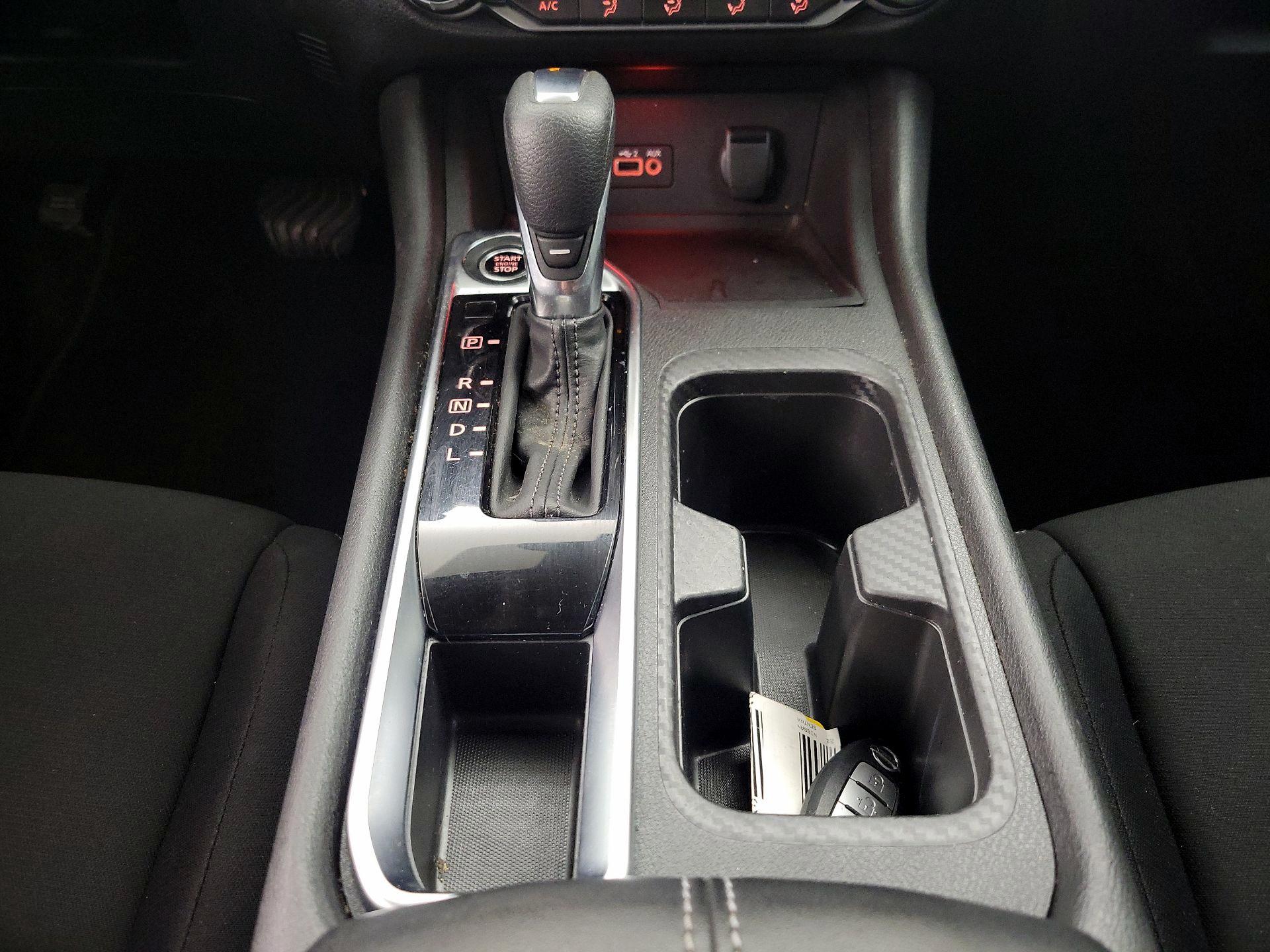 Thumbnail: 2022 Nissan Sentra - 17