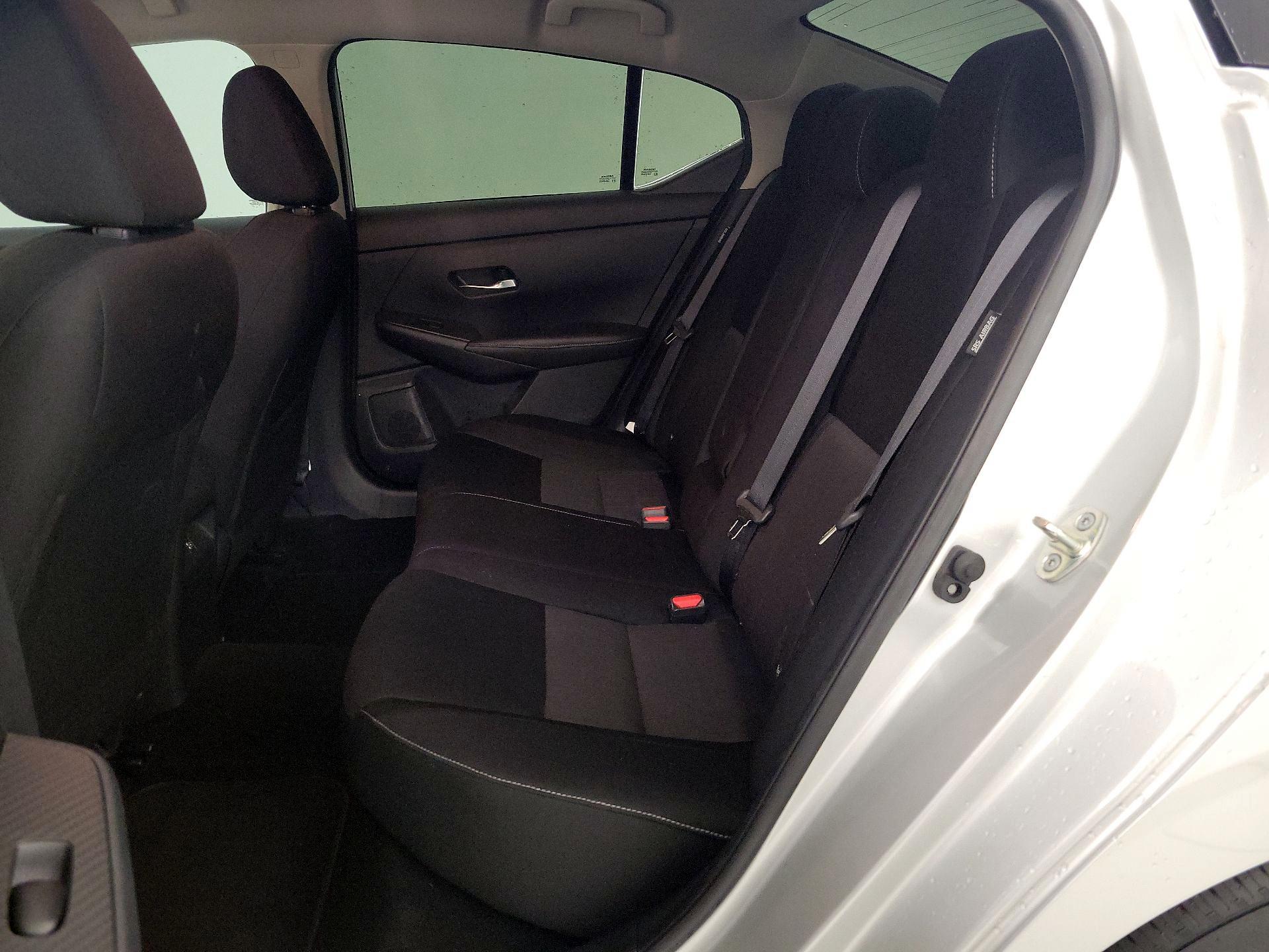 Thumbnail: 2022 Nissan Sentra - 18