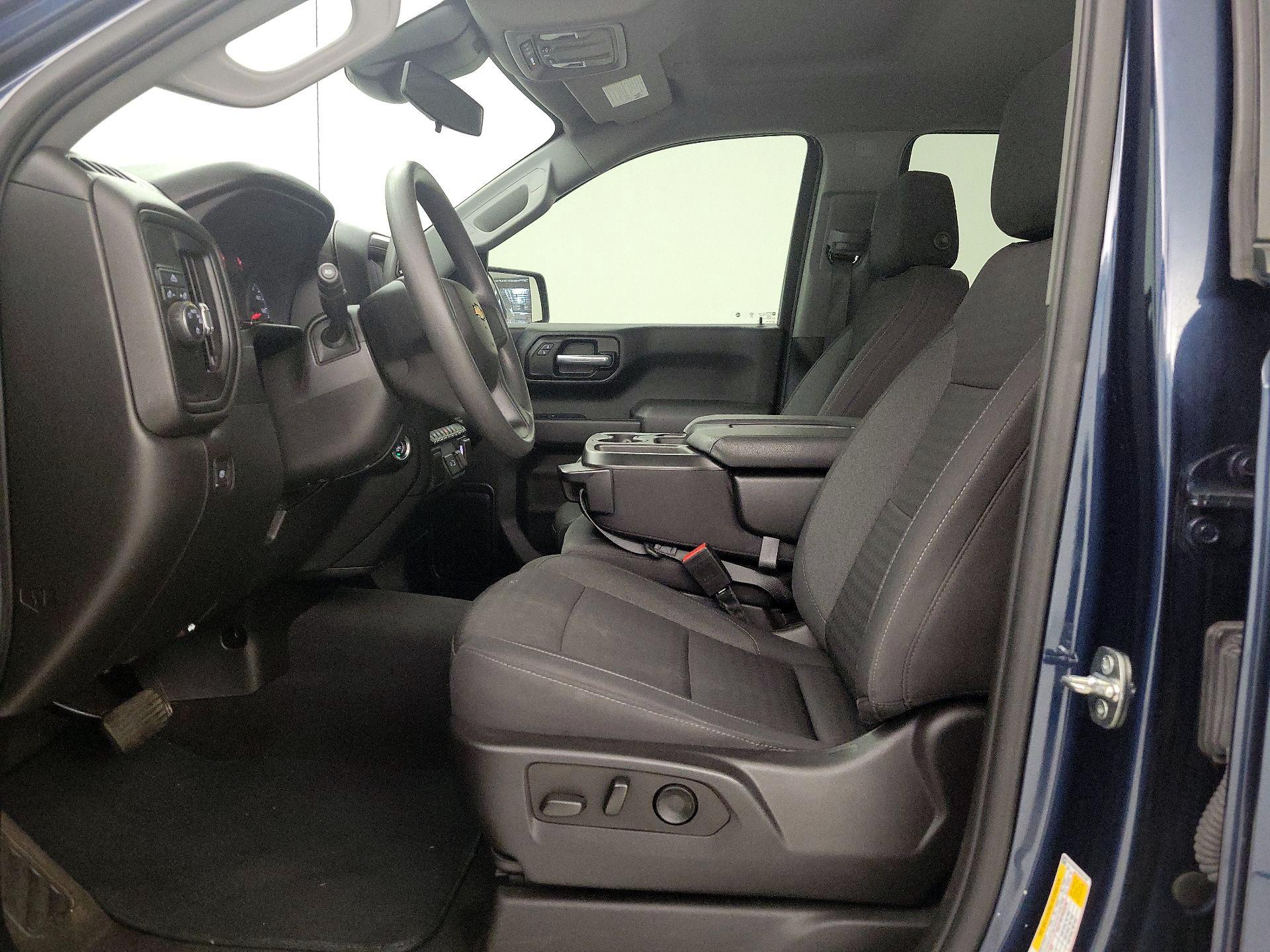 Thumbnail: 2022 Chevrolet Silverado 1500 - 11