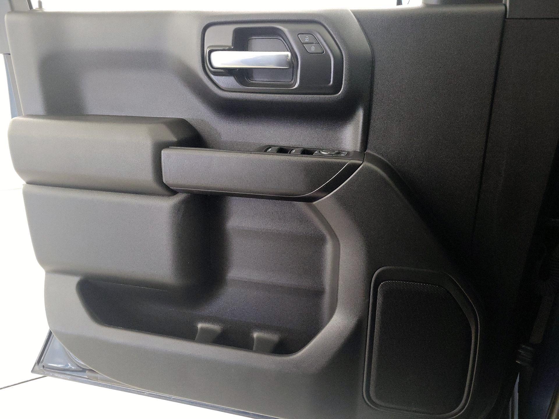 Thumbnail: 2022 Chevrolet Silverado 1500 - 12