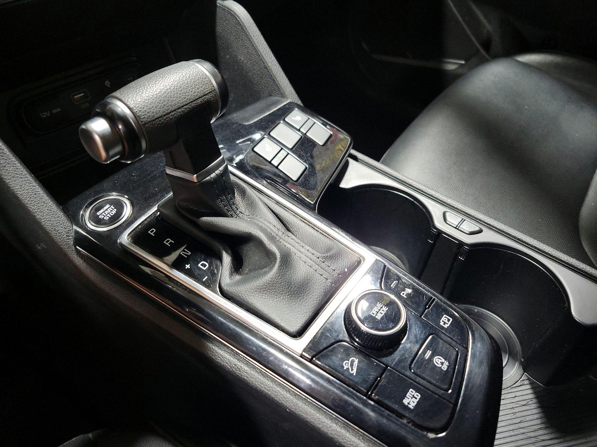 Thumbnail: 2023 Kia Sportage - 17