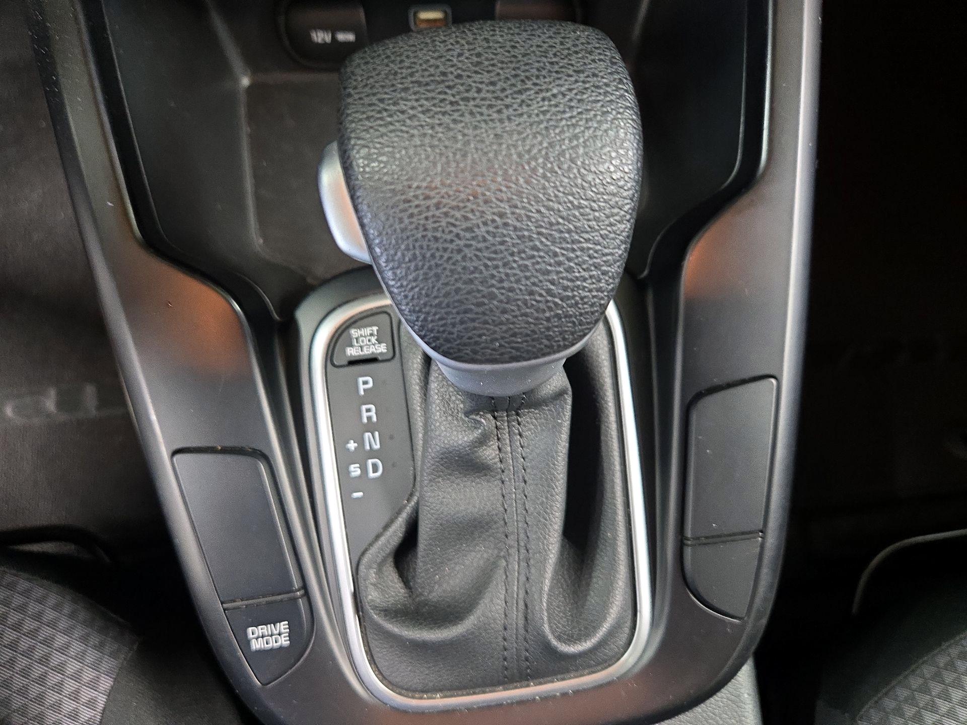 Thumbnail: 2023 Kia Soul - 17