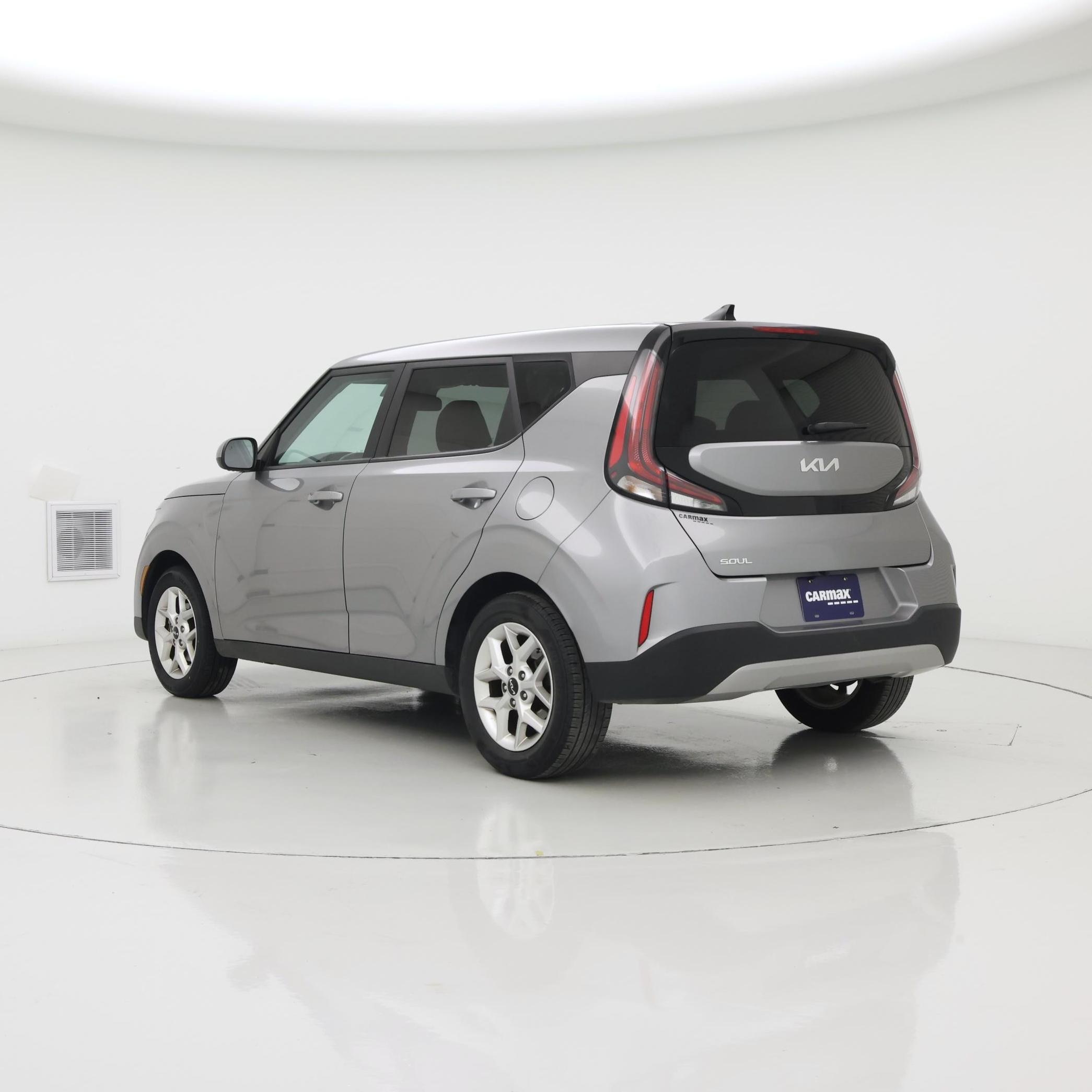 Thumbnail: 2023 Kia Soul - 2