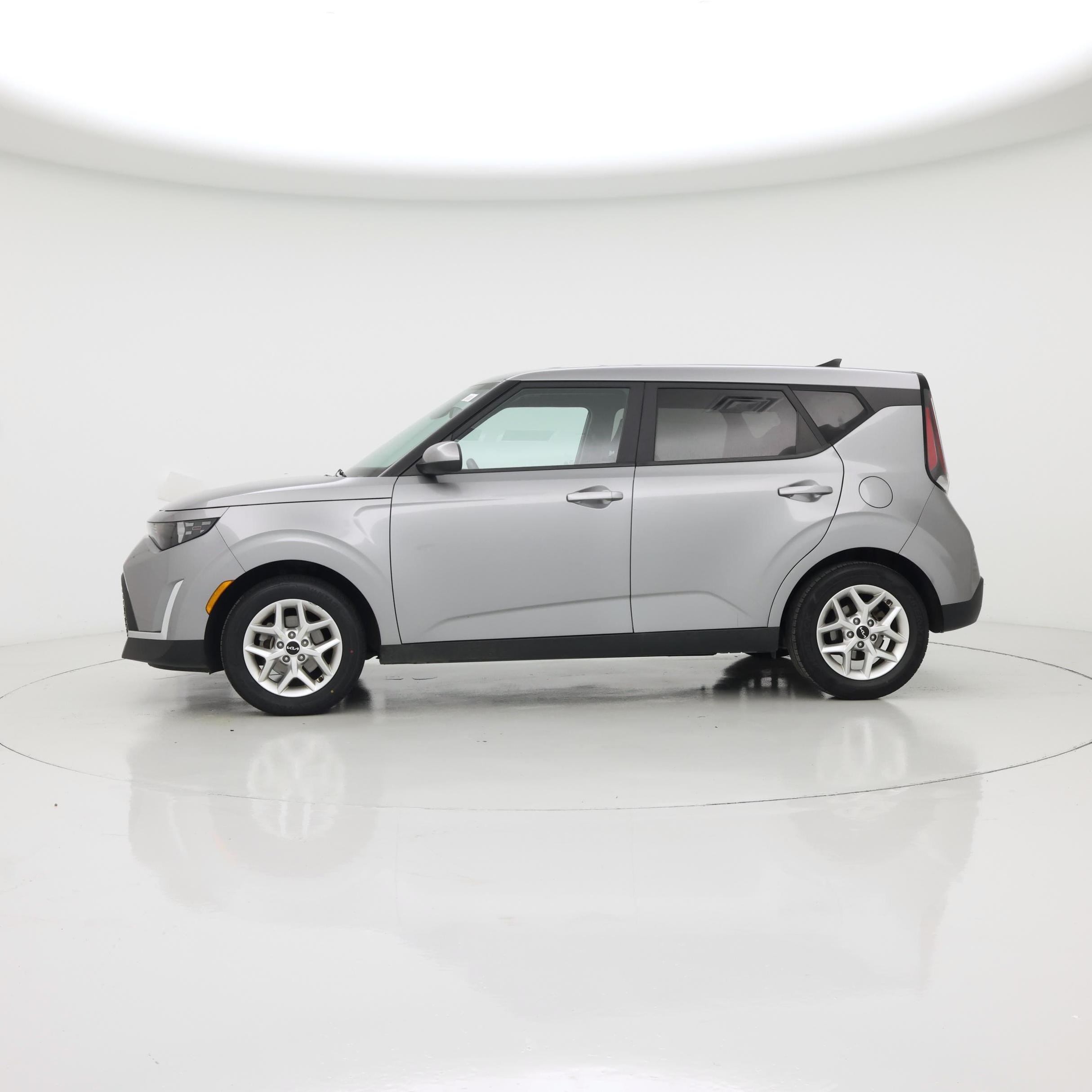 Thumbnail: 2023 Kia Soul - 3