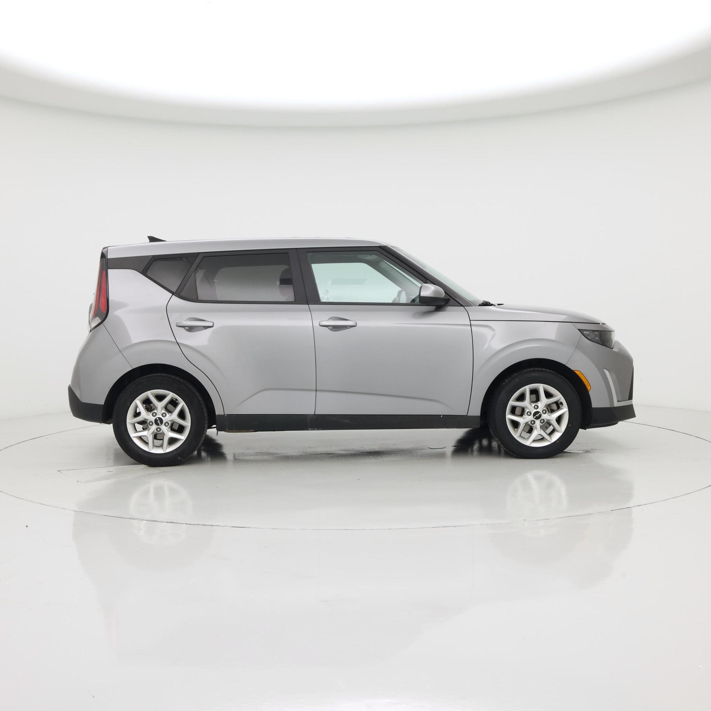 Thumbnail: 2023 Kia Soul - 7