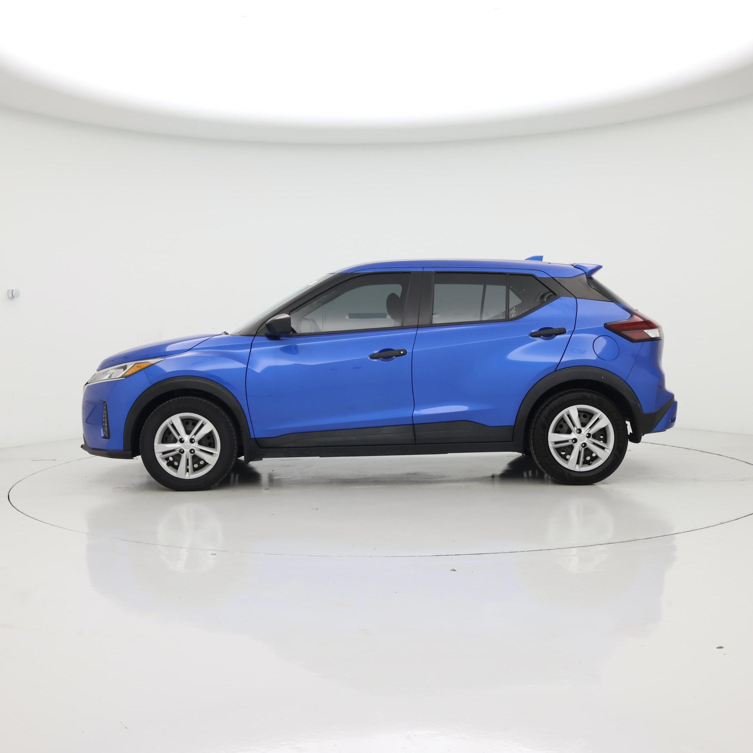 Thumbnail: 2021 Nissan Kicks - 3
