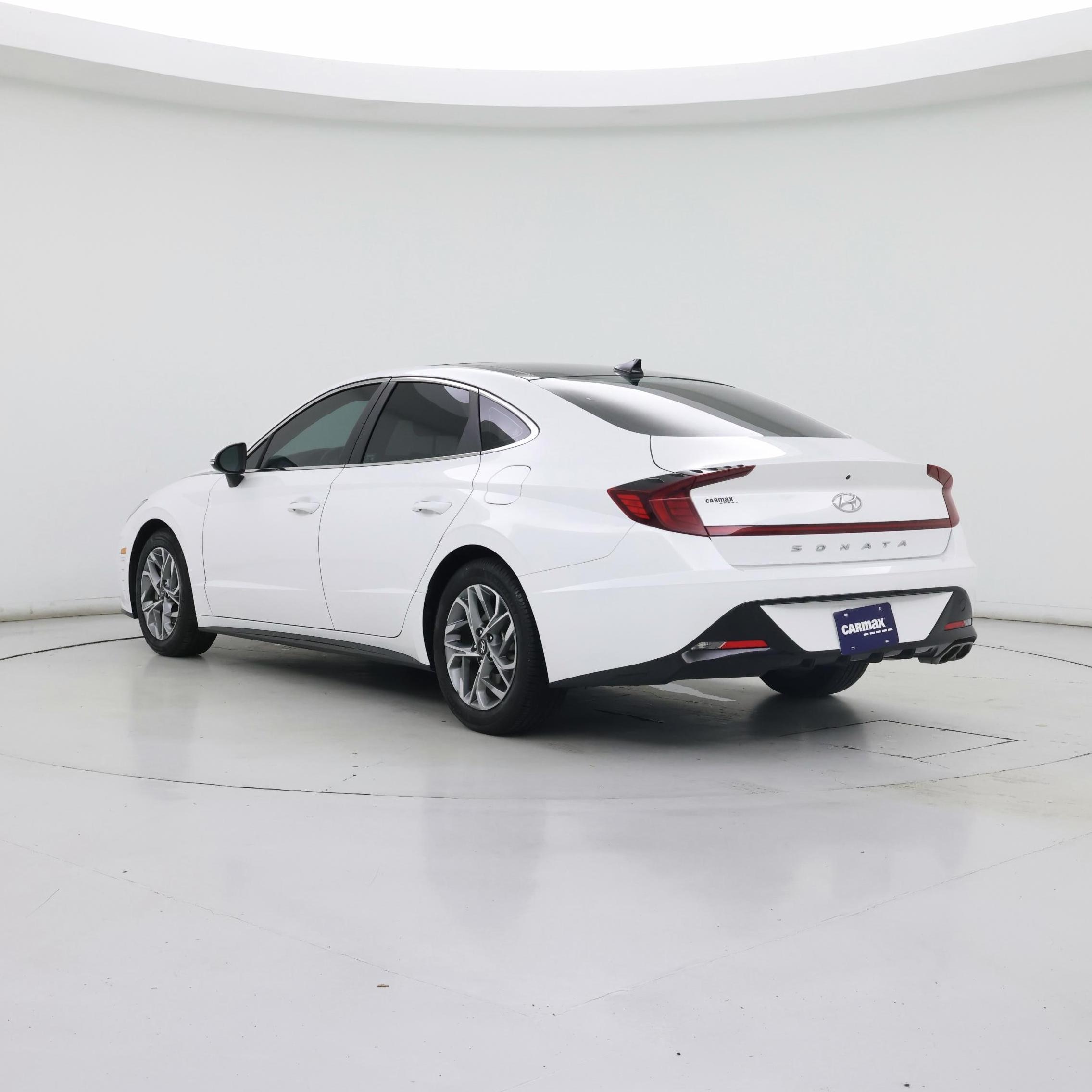 Thumbnail: 2023 Hyundai Sonata - 2