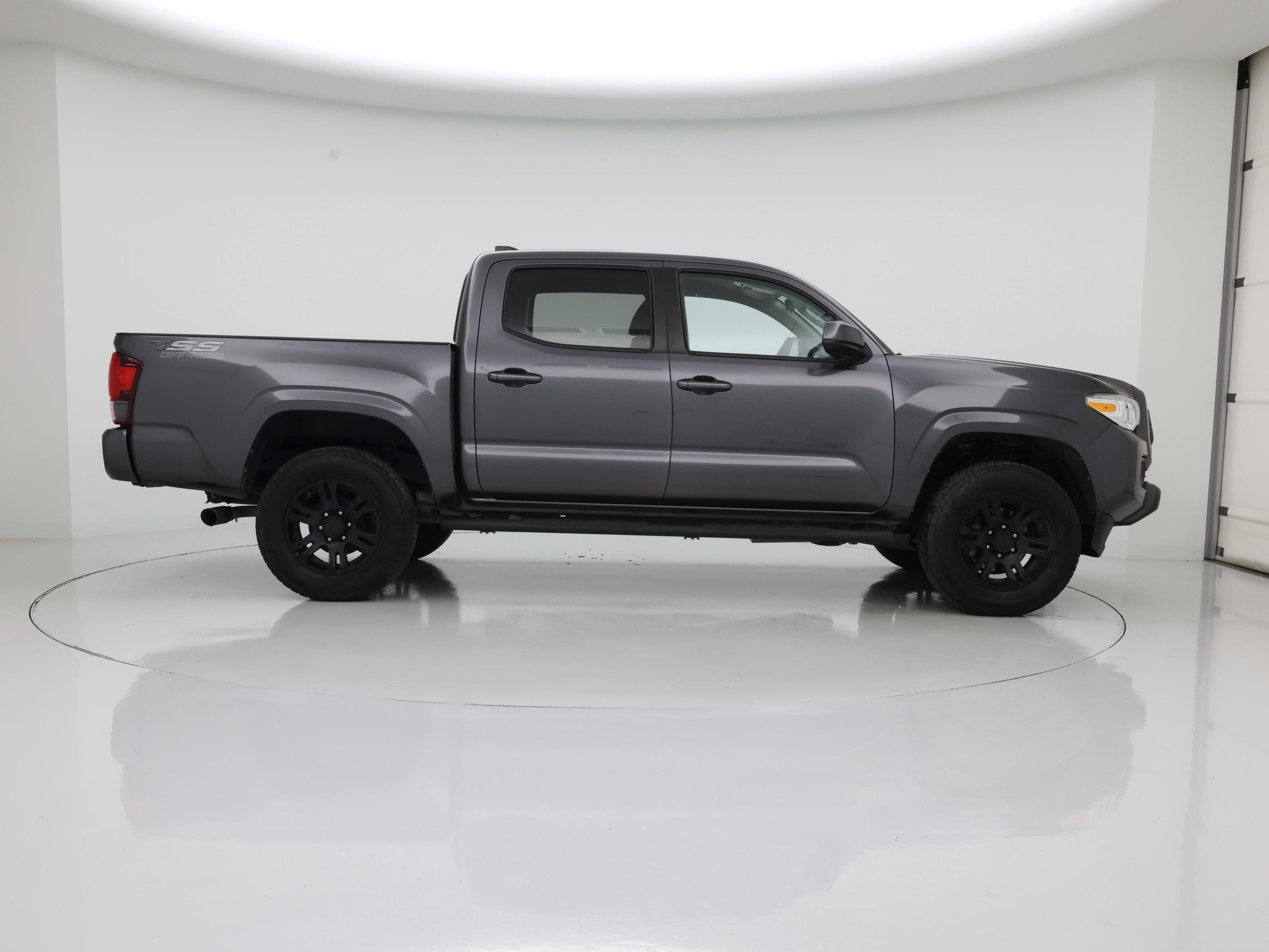 Thumbnail: 2021 Toyota Tacoma - 7