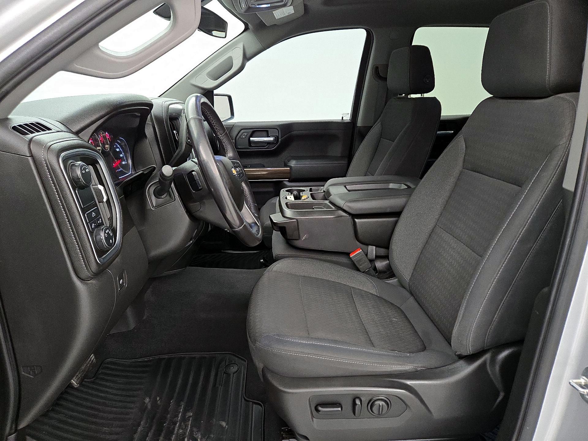 Thumbnail: 2020 Chevrolet Silverado 1500 - 11