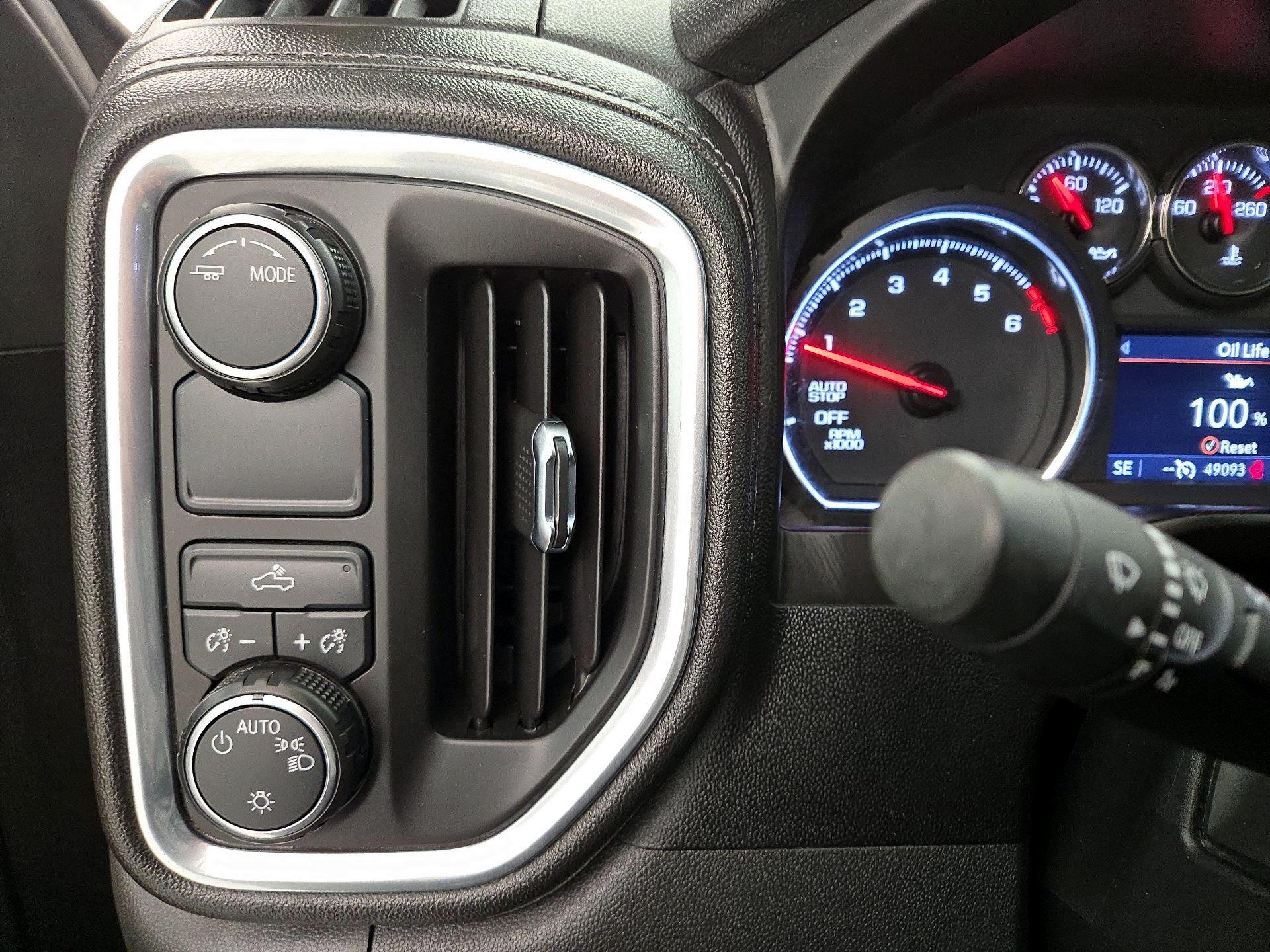 Thumbnail: 2020 Chevrolet Silverado 1500 - 13