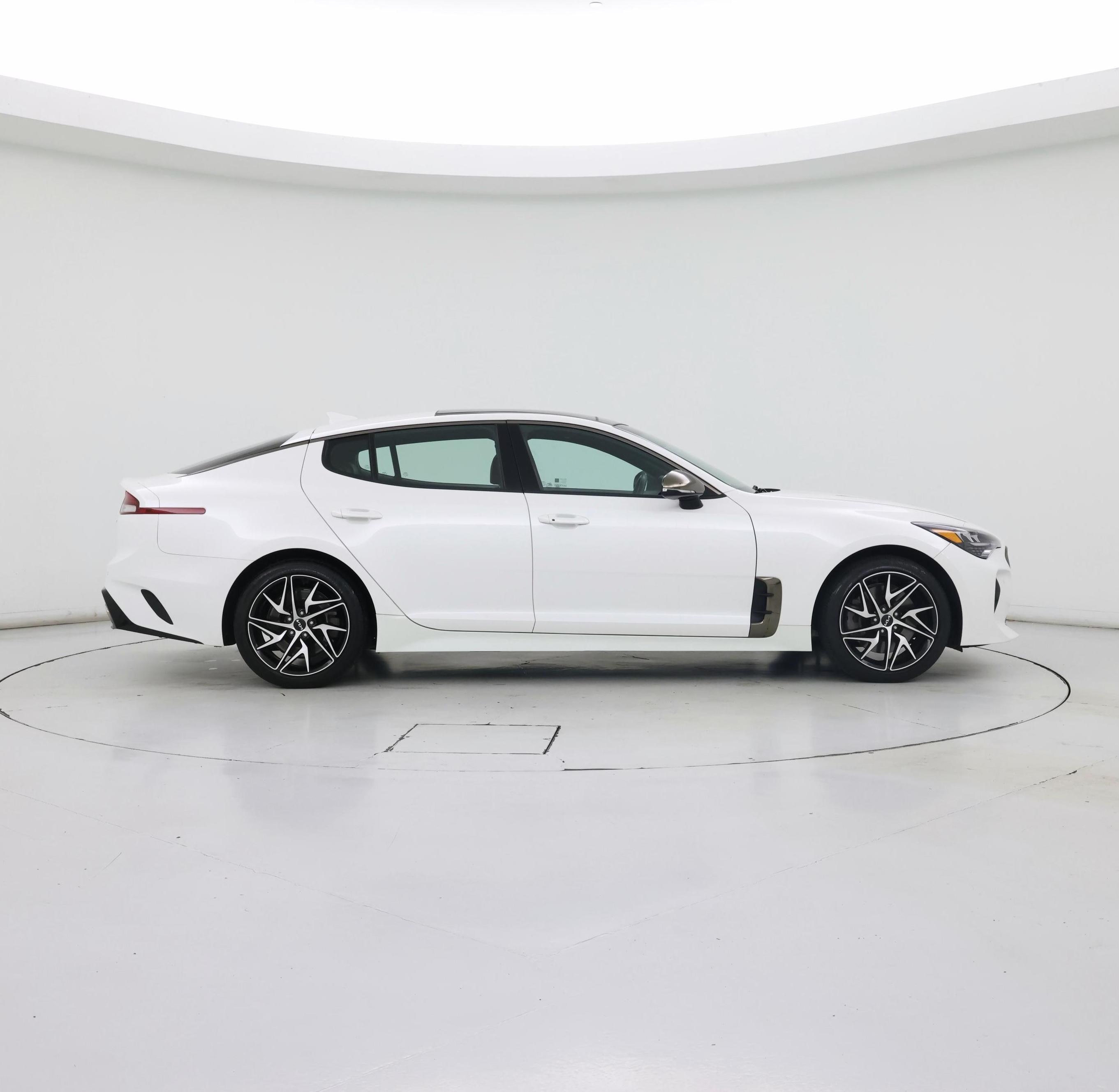 Thumbnail: 2023 Kia Stinger - 7