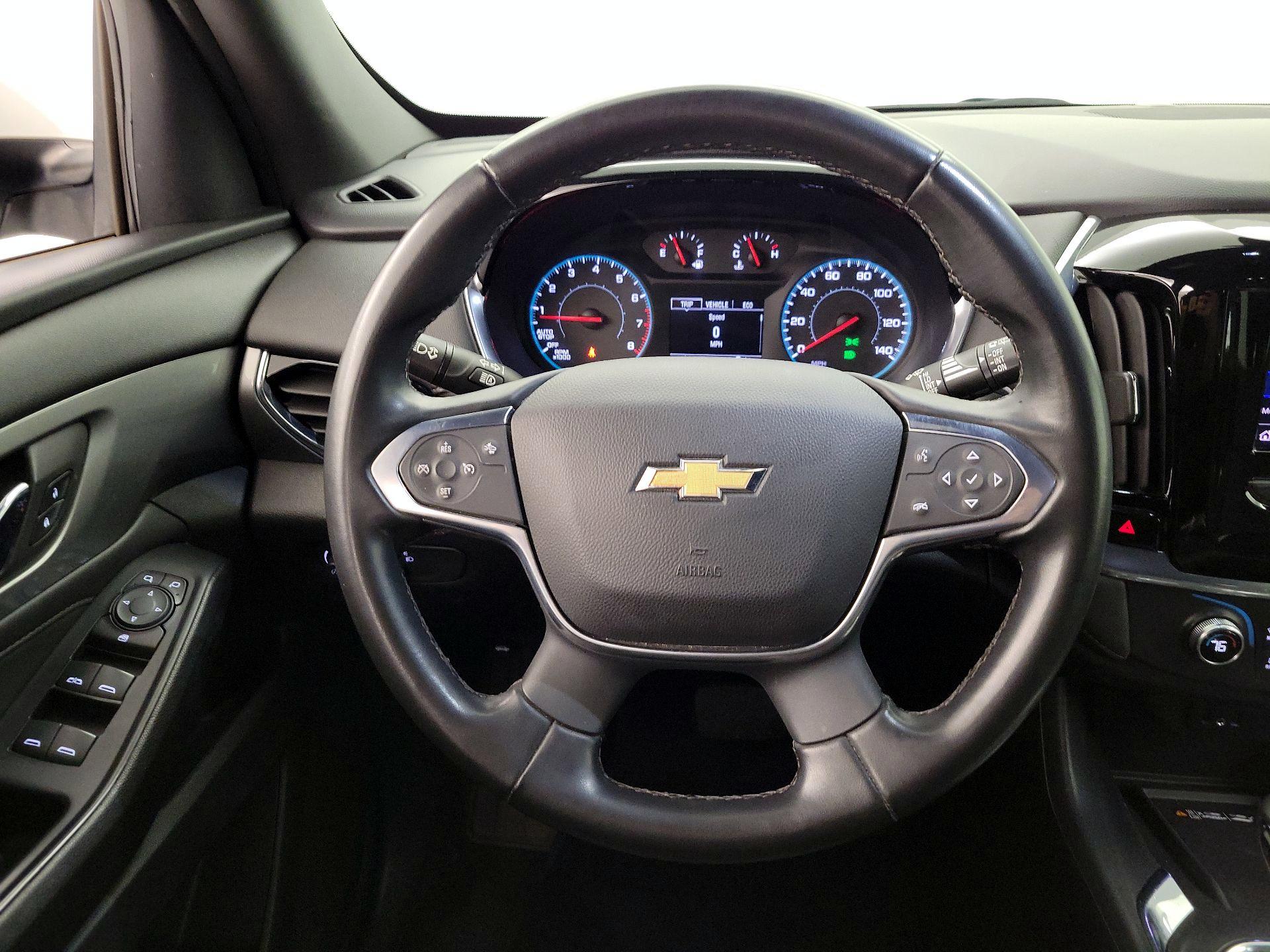 Thumbnail: 2023 Chevrolet Traverse - 10