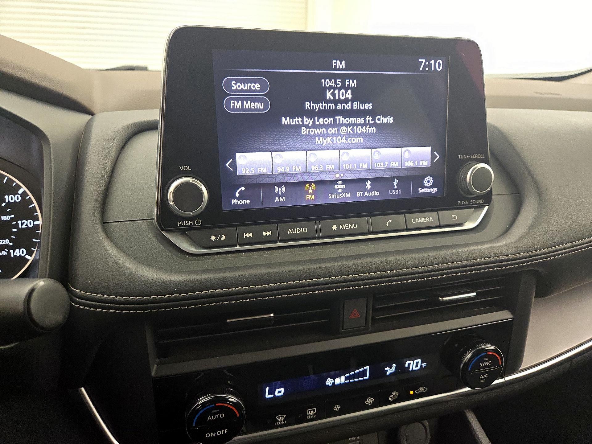 Thumbnail: 2023 Nissan Rogue - 15