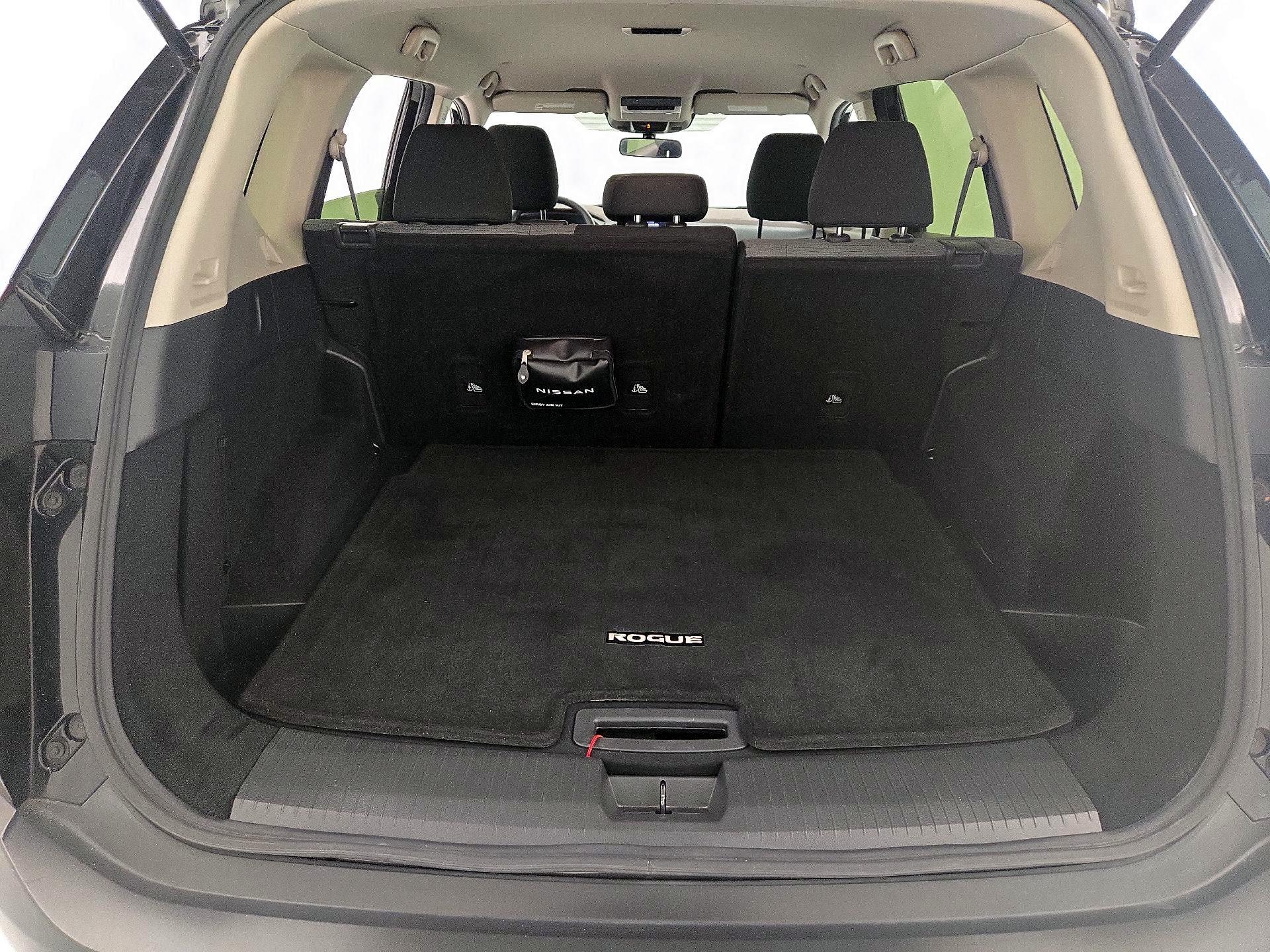 Thumbnail: 2023 Nissan Rogue - 20