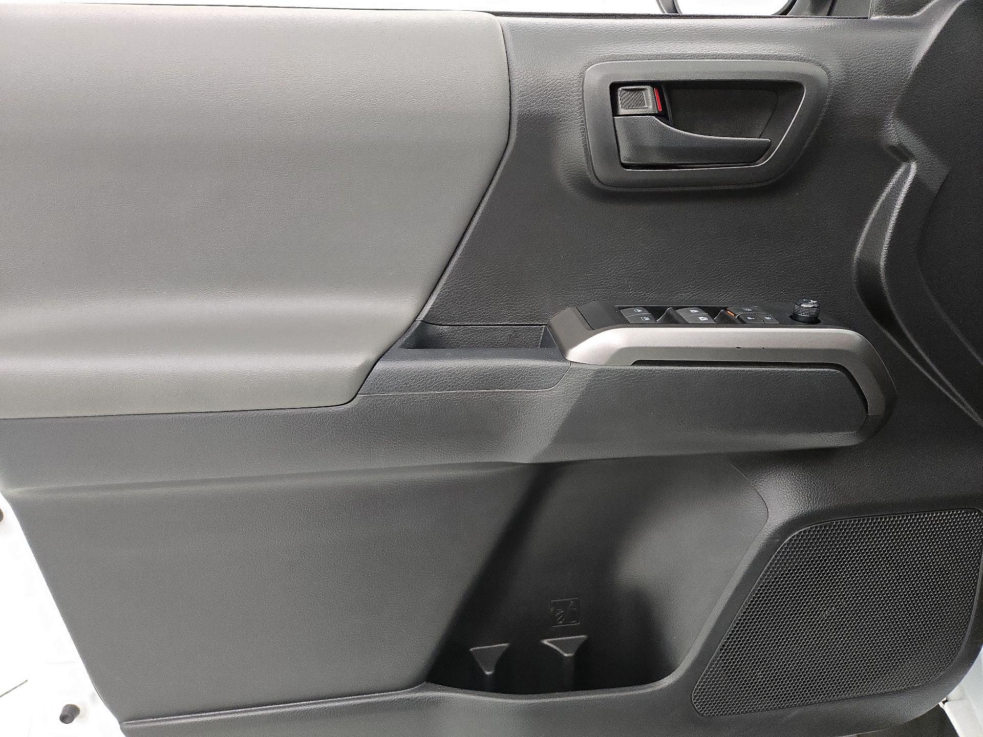 Thumbnail: 2023 Toyota Tacoma - 12