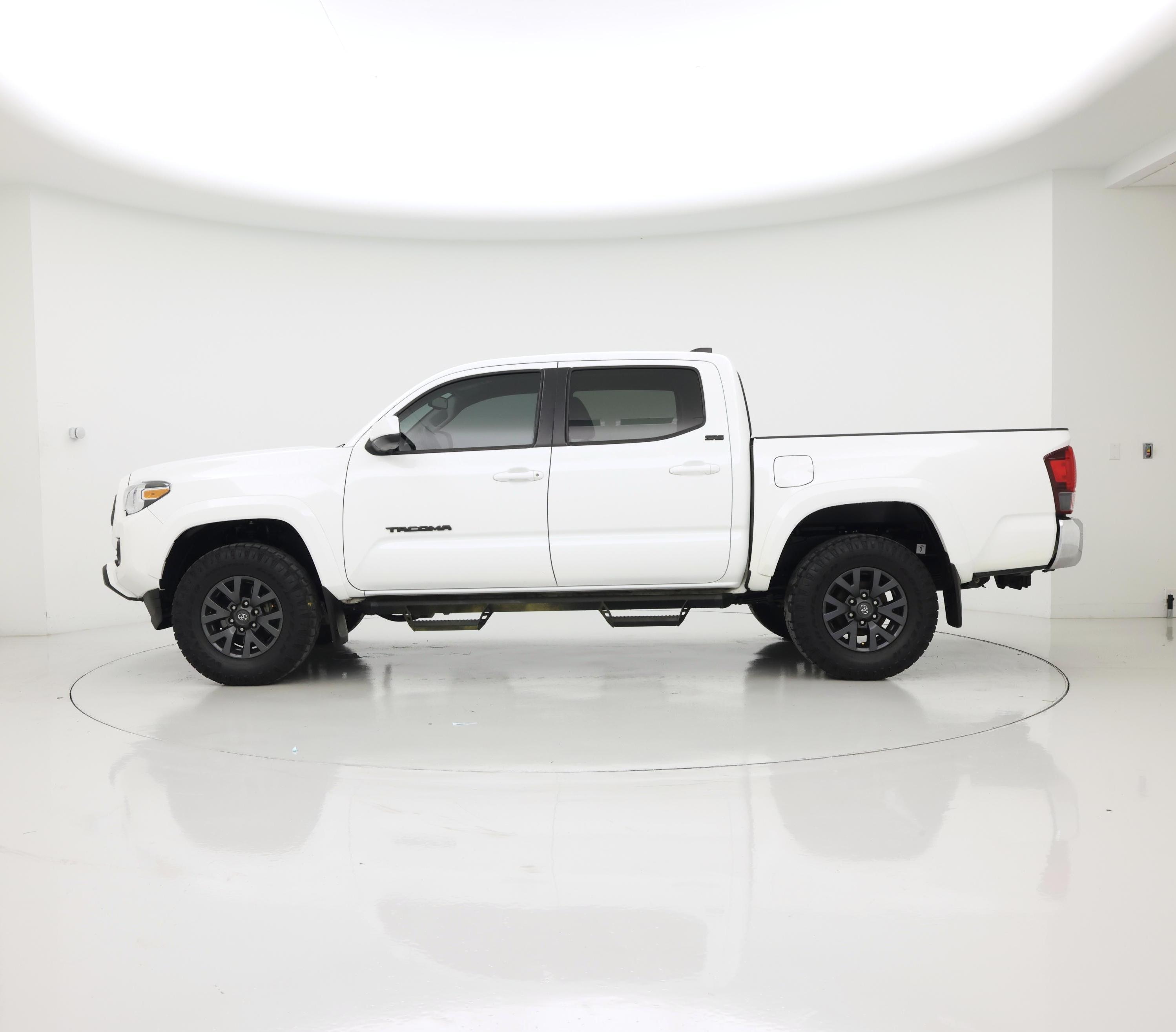 Thumbnail: 2023 Toyota Tacoma - 3