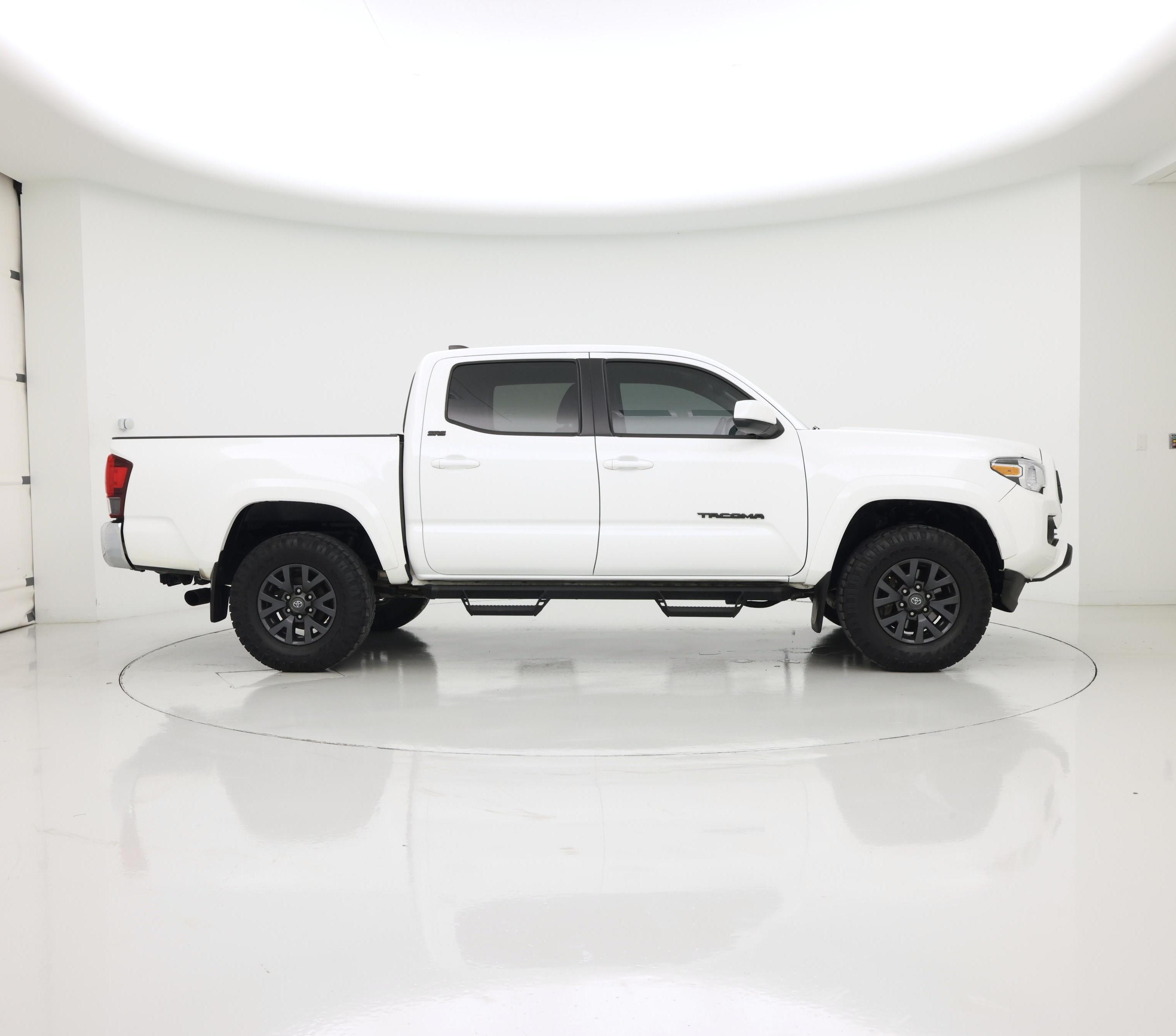 Thumbnail: 2023 Toyota Tacoma - 7