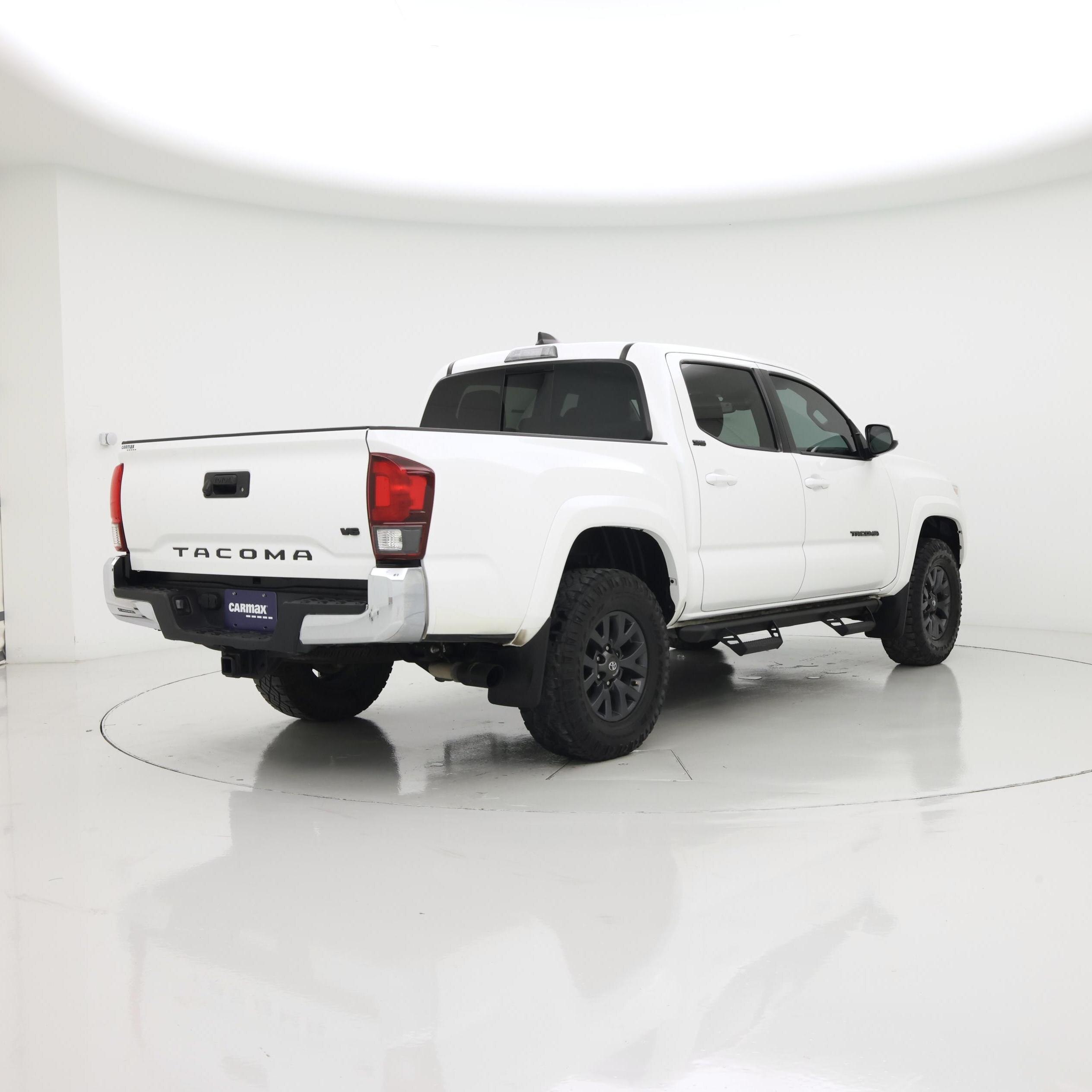 Thumbnail: 2023 Toyota Tacoma - 8