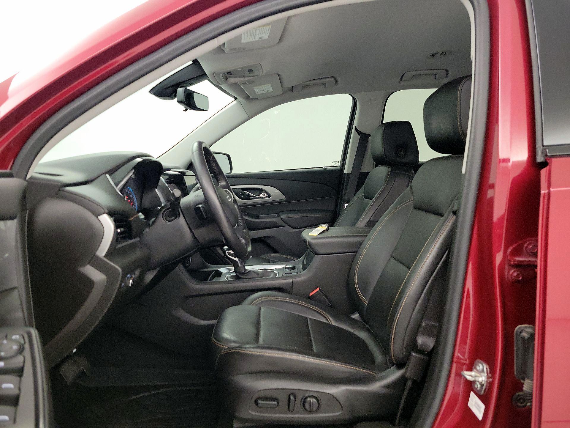 Thumbnail: 2021 Chevrolet Traverse - 11