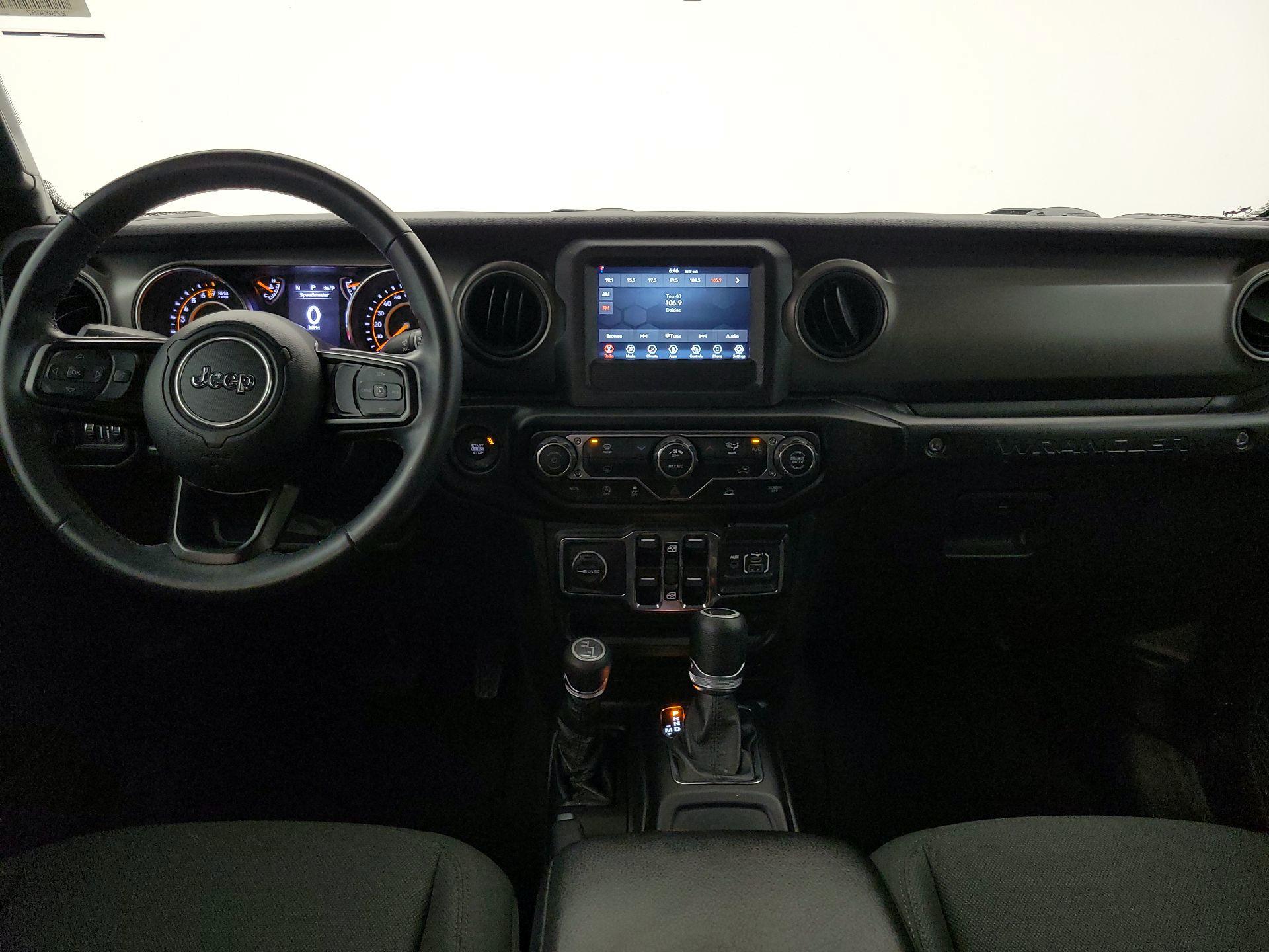 Thumbnail: 2022 Jeep Wrangler - 9