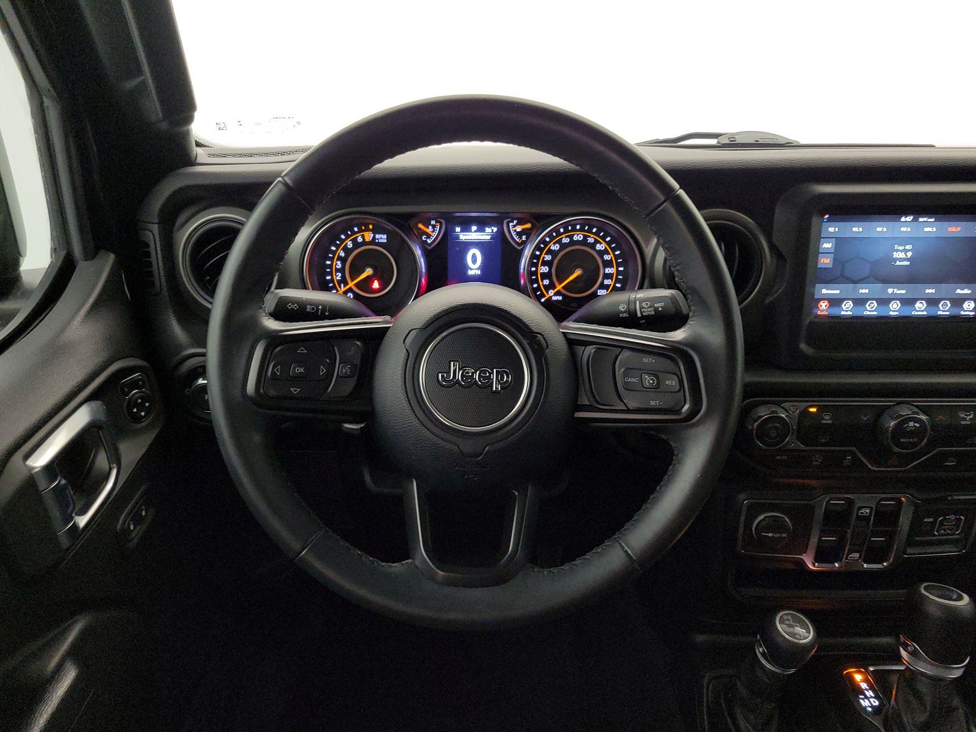 Thumbnail: 2022 Jeep Wrangler - 10