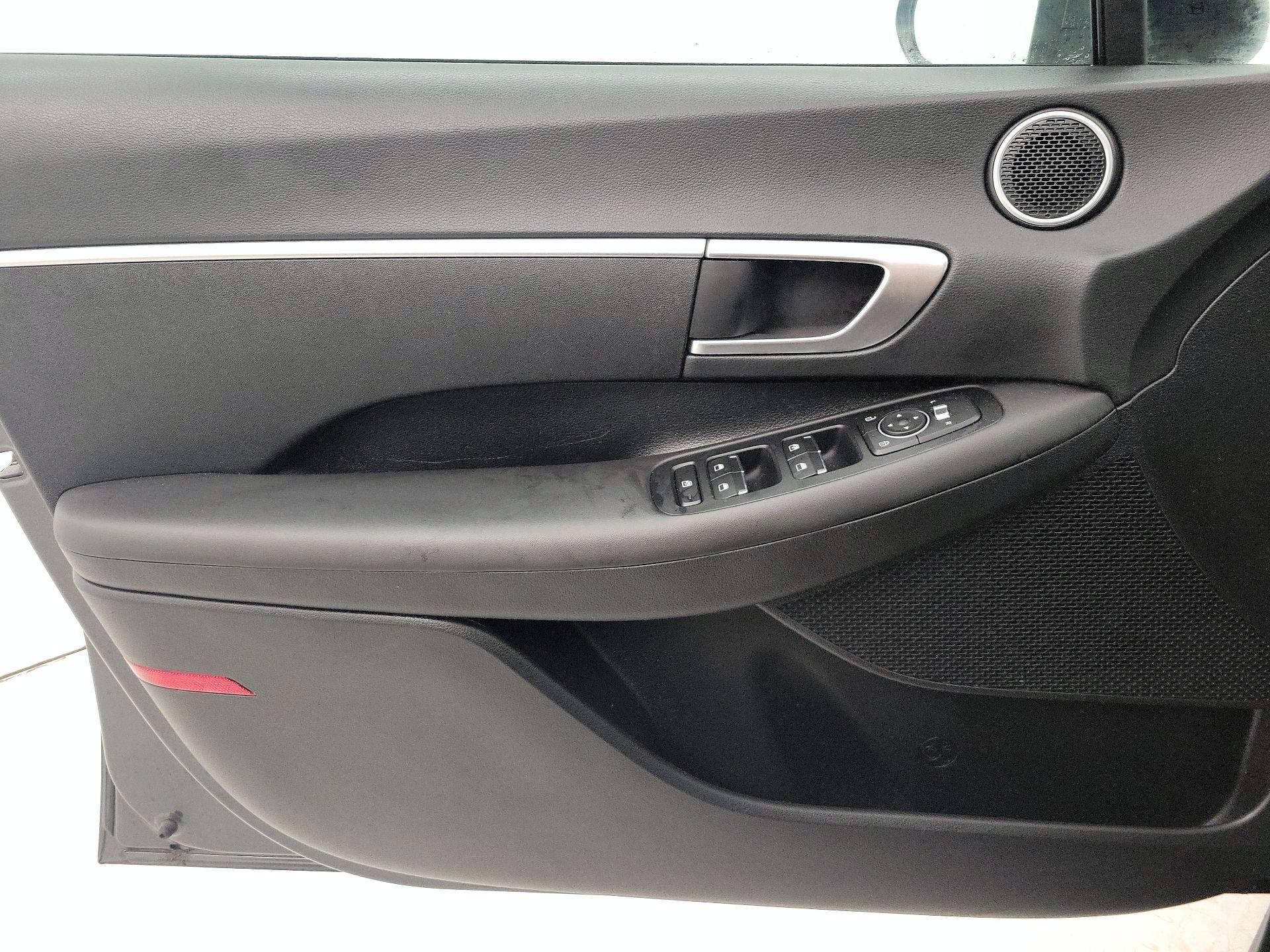 Thumbnail: 2023 Hyundai Sonata - 12