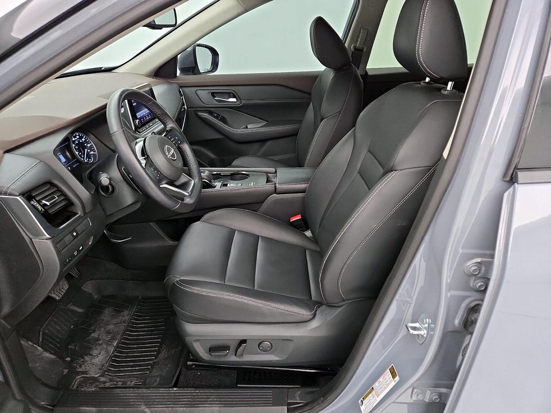 Thumbnail: 2023 Nissan Rogue - 11