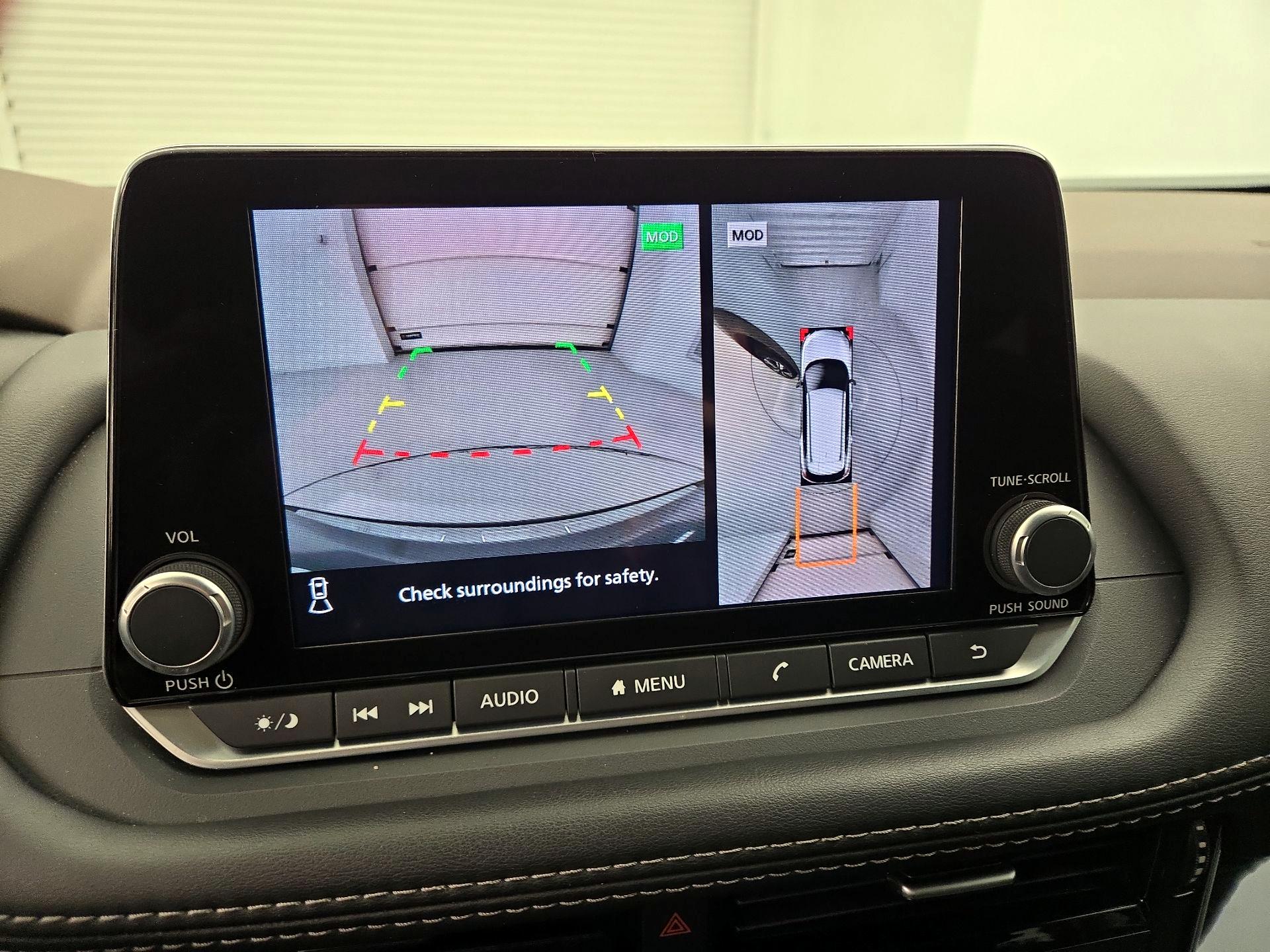 Thumbnail: 2023 Nissan Rogue - 14