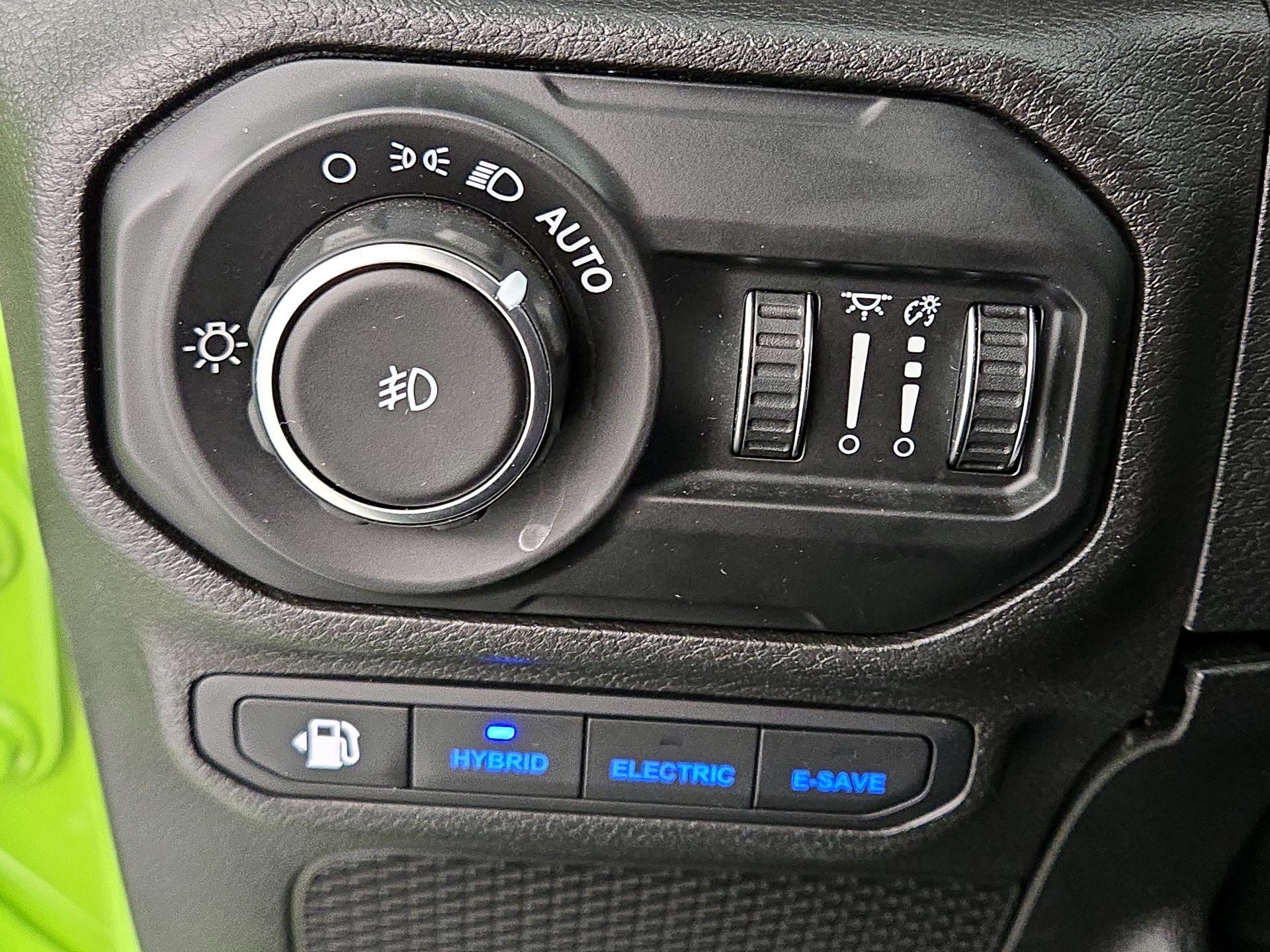 Thumbnail: 2021 Jeep Wrangler - 13