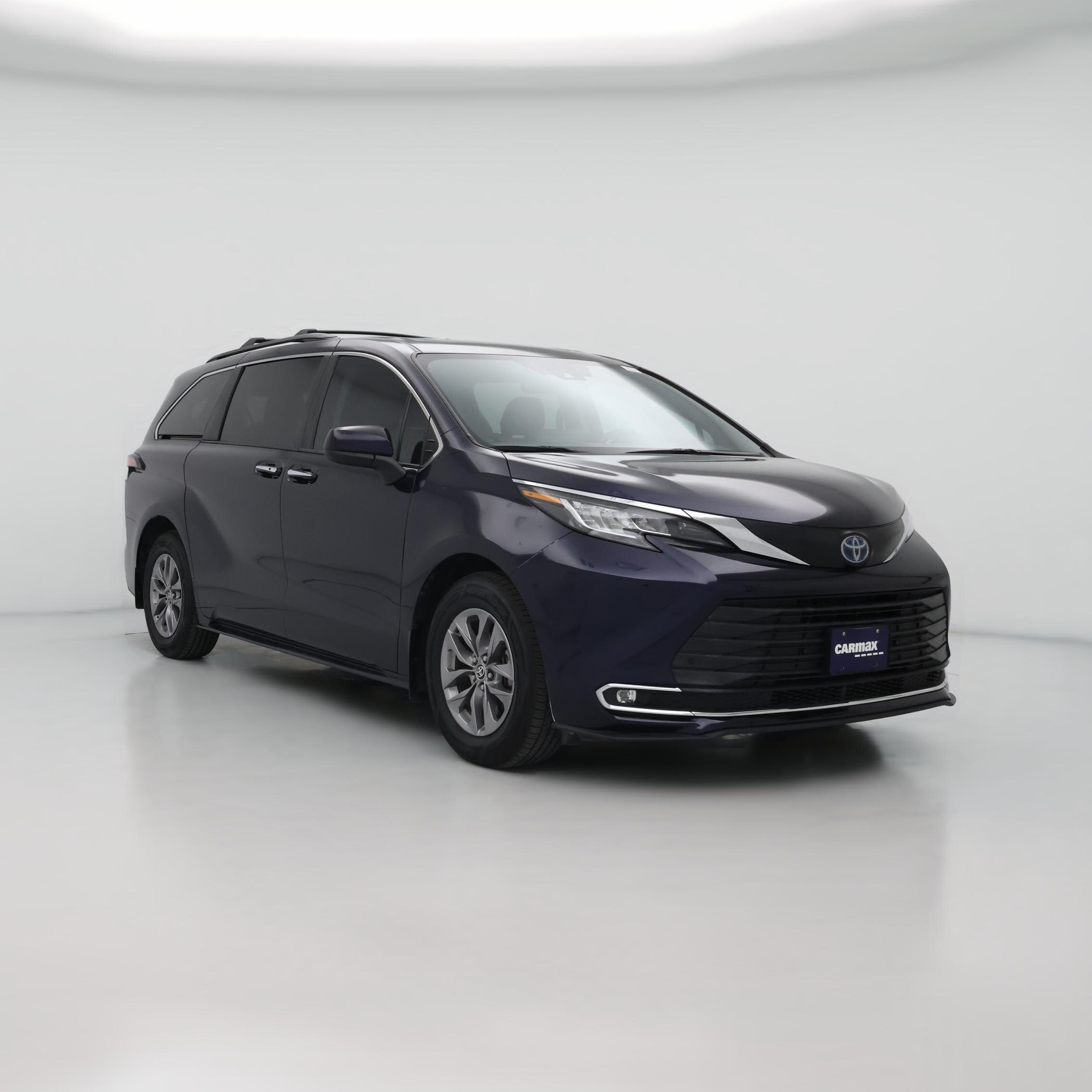 Thumbnail: 2022 Toyota Sienna - 1