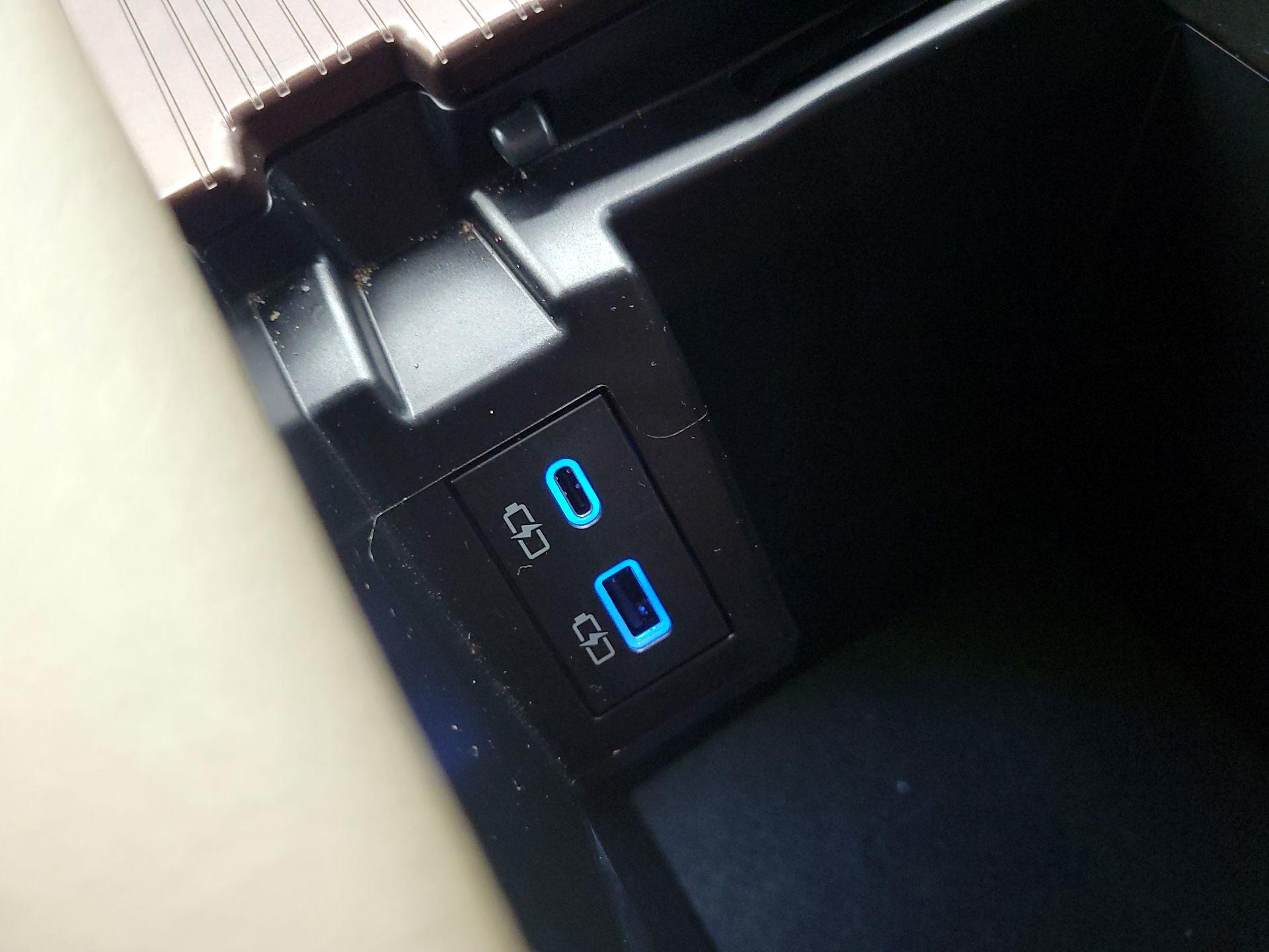 Thumbnail: 2022 Toyota Sienna - 18