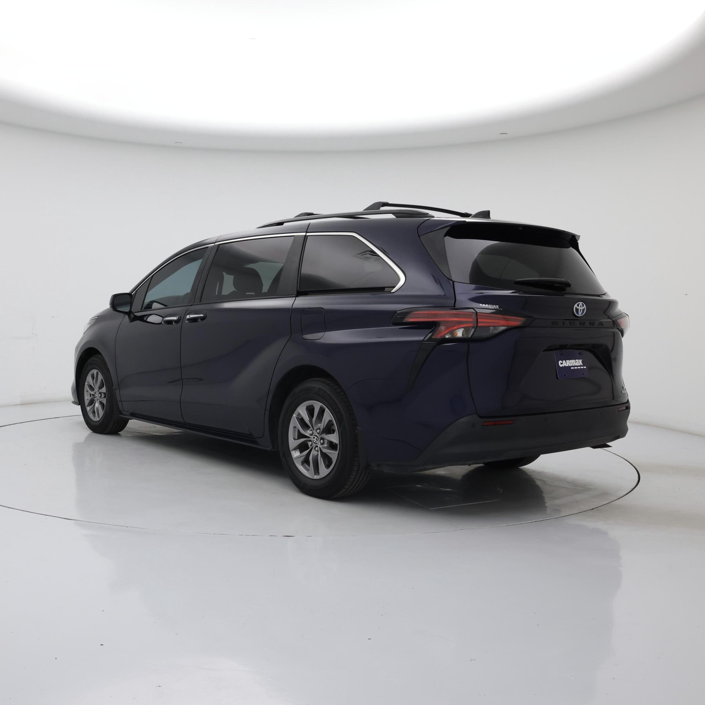 Thumbnail: 2022 Toyota Sienna - 2