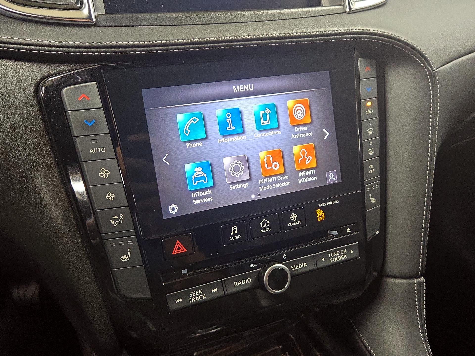 Thumbnail: 2023 INFINITI QX55 - 16