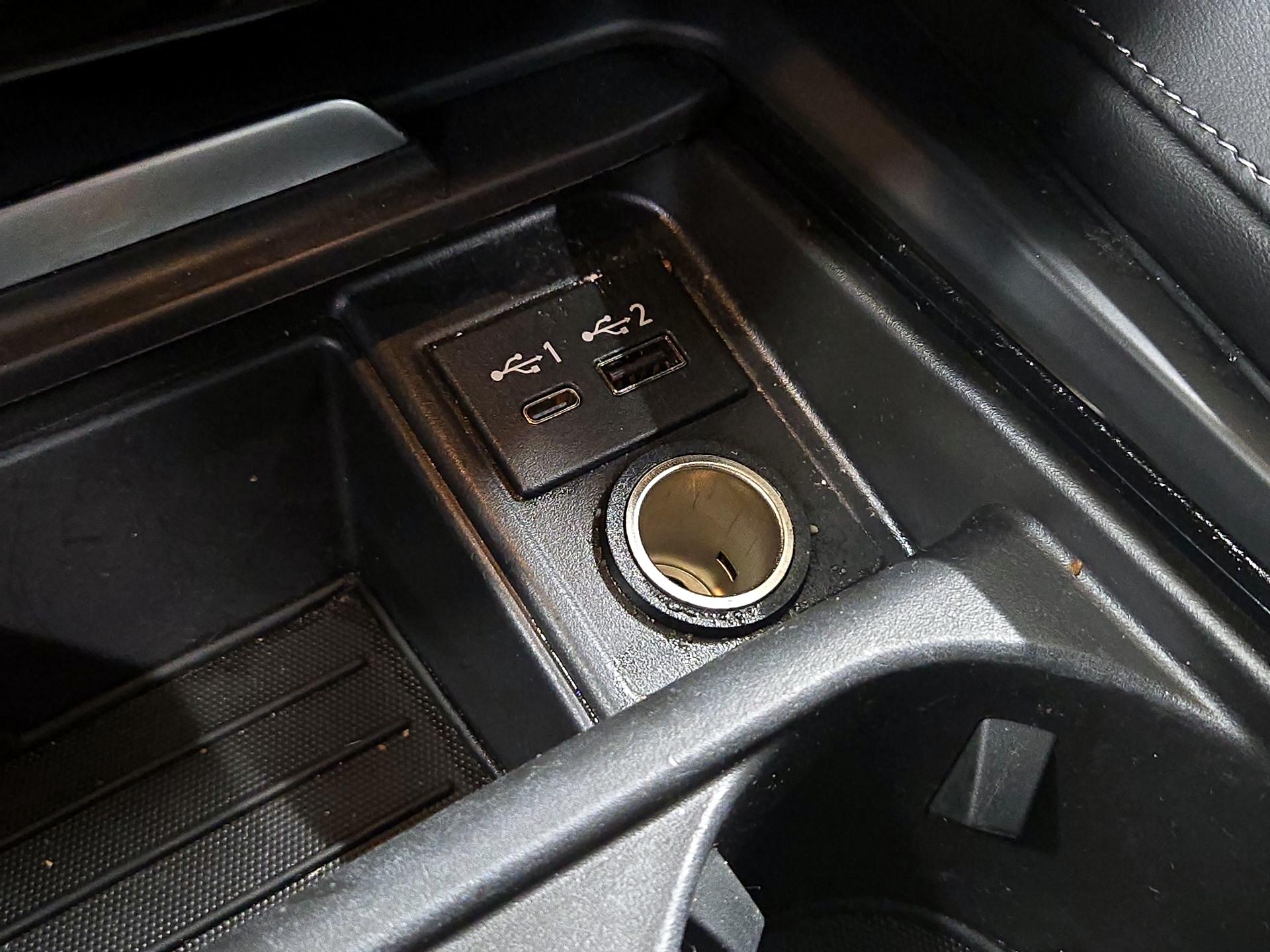 Thumbnail: 2023 INFINITI QX55 - 18