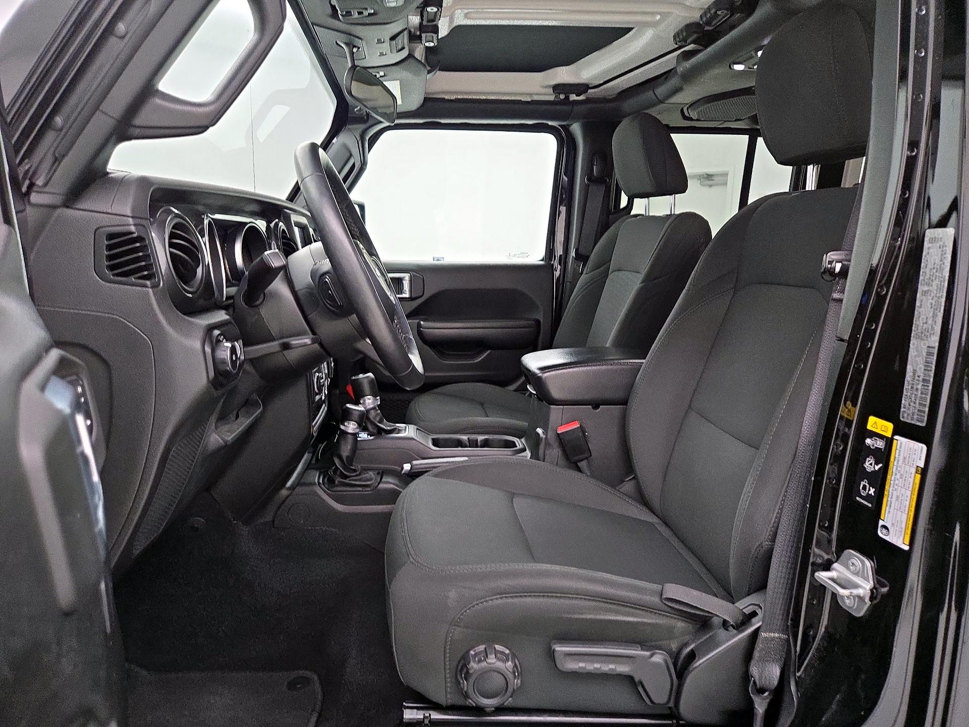Thumbnail: 2021 Jeep Wrangler - 11